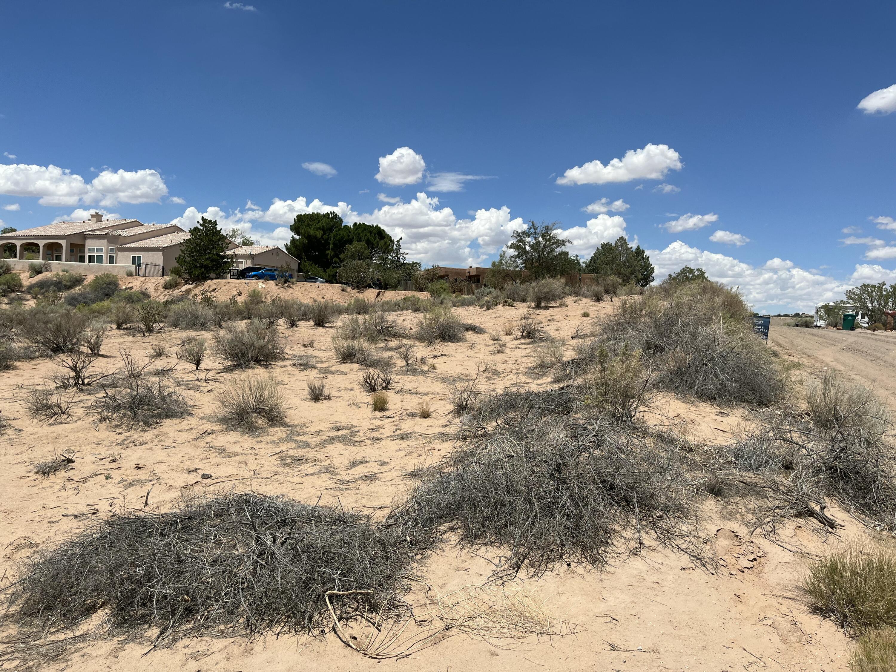 Photo 13 — 5424 Vera Cruz Road NE