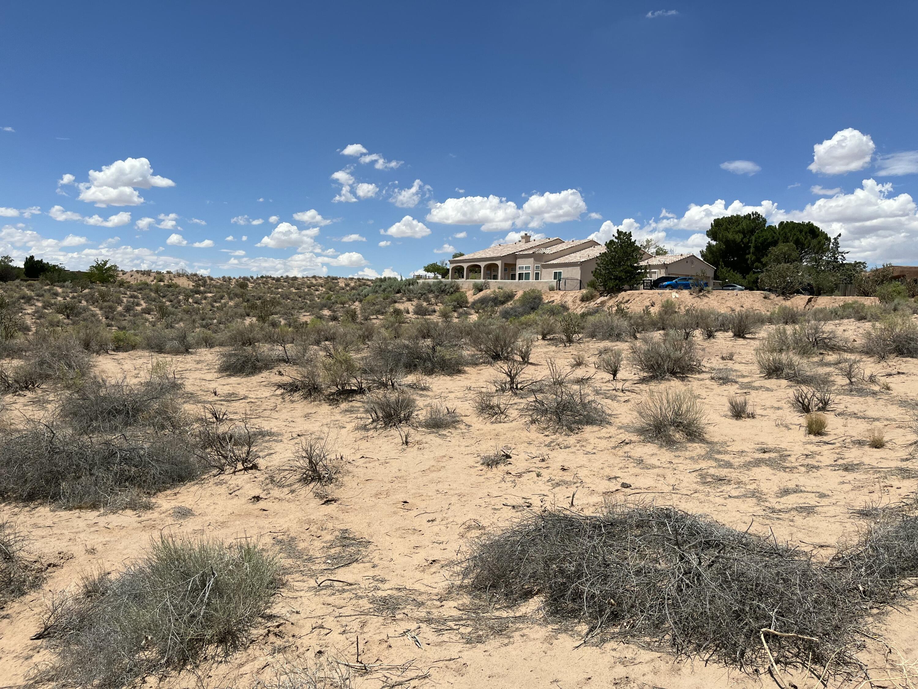 Photo 14 — 5424 Vera Cruz Road NE