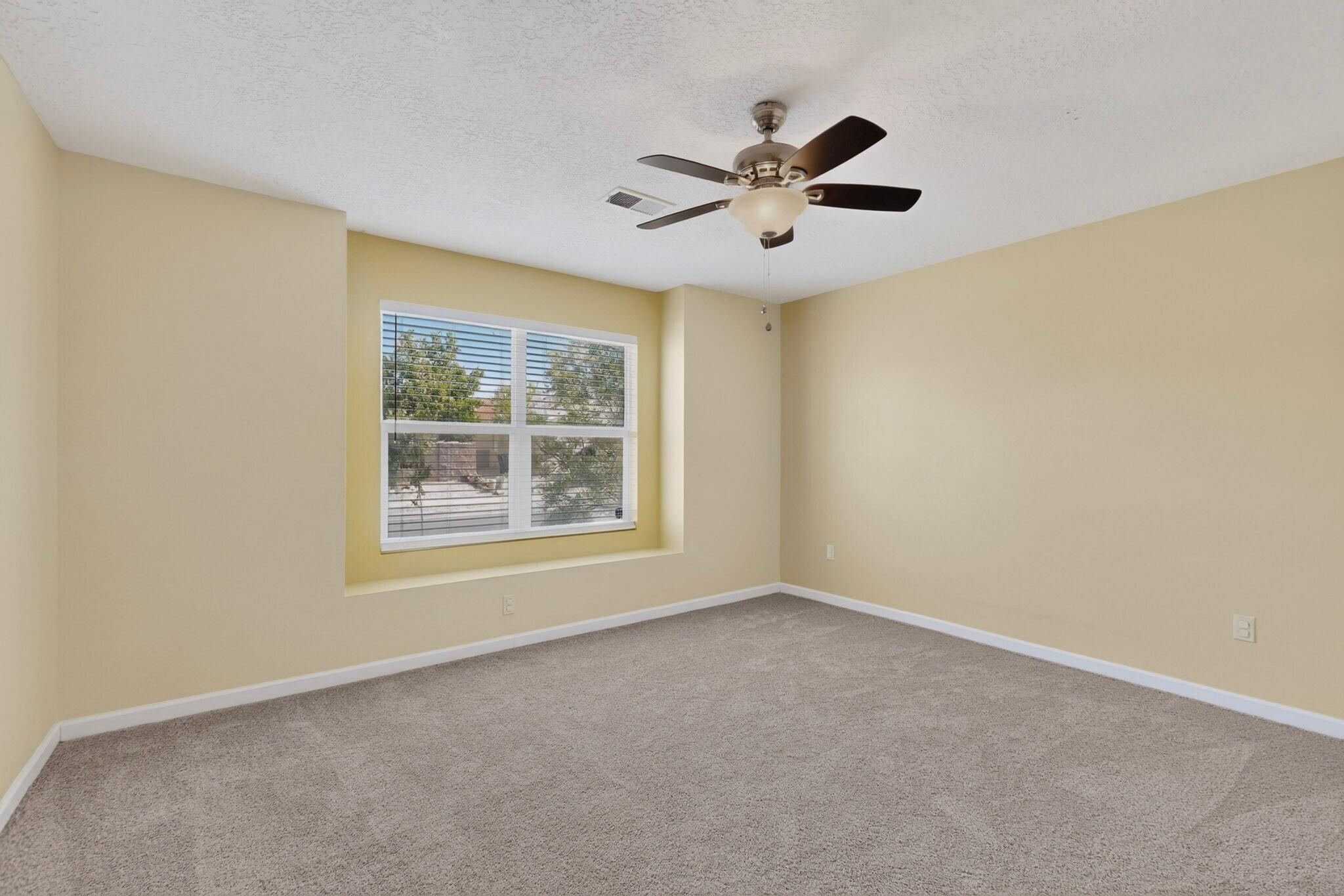 Photo 2 — 6128 Hemlock Avenue NW