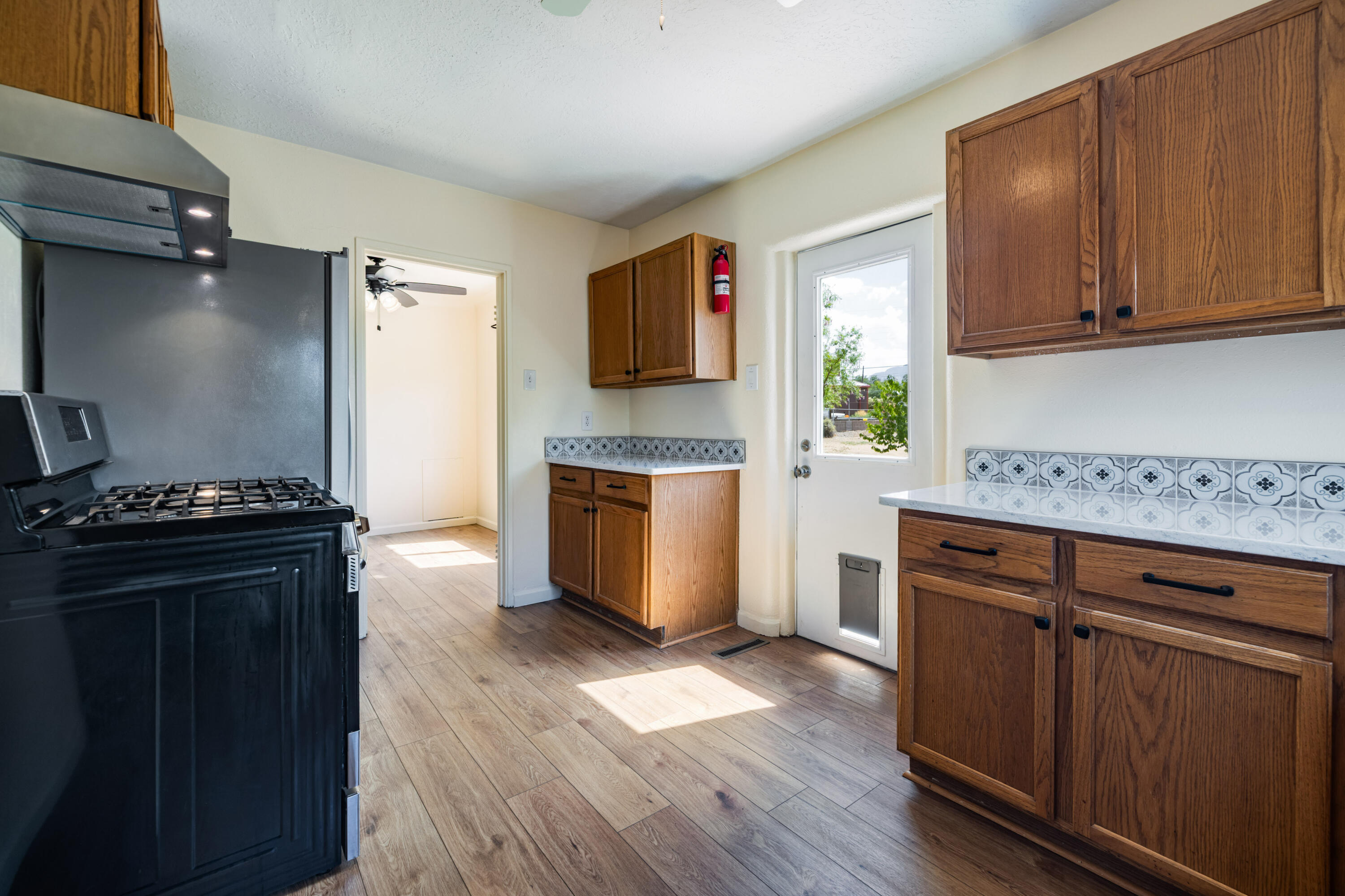 Photo 16 — 6624 Tierra Drive NW