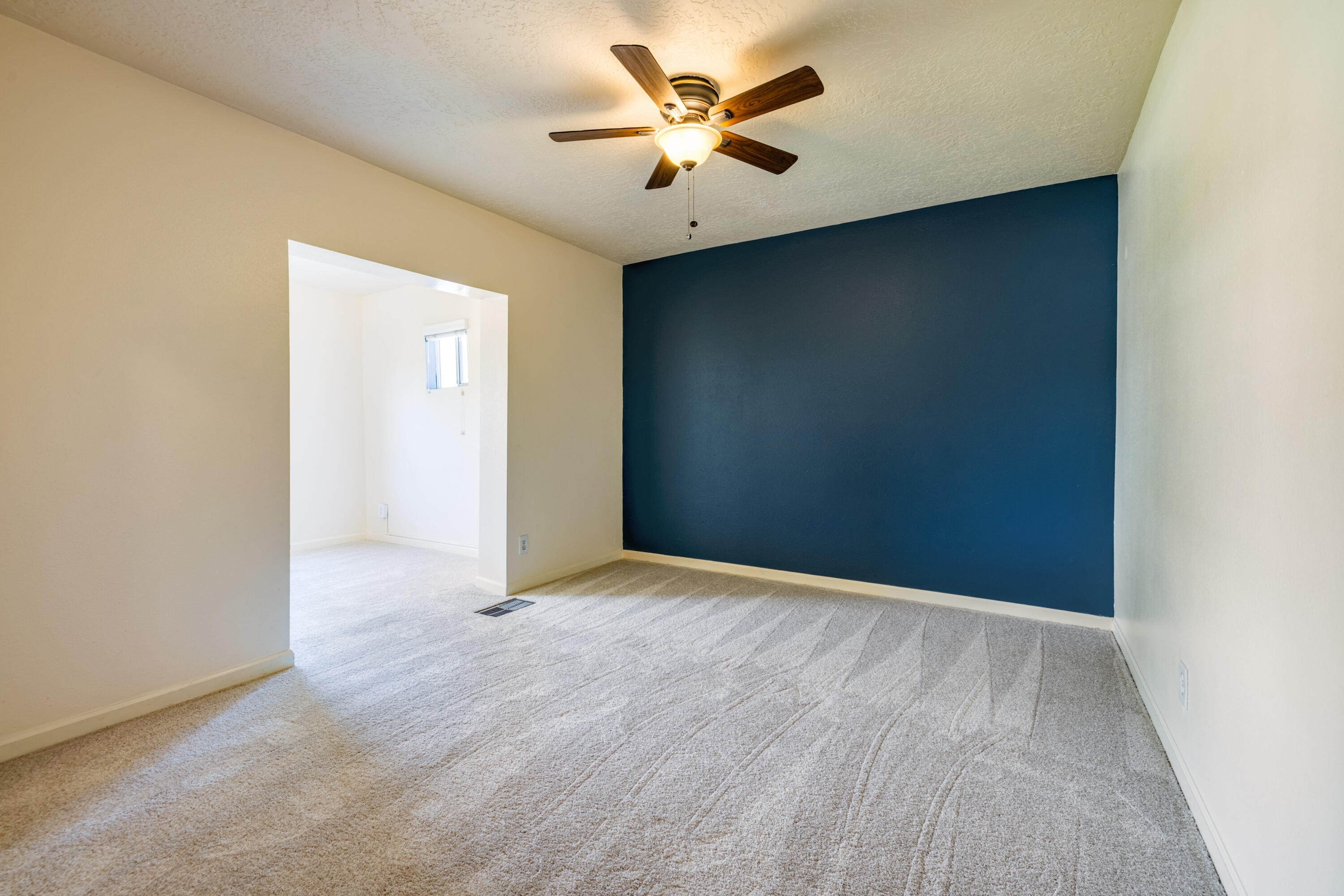 Photo 20 — 6624 Tierra Drive NW