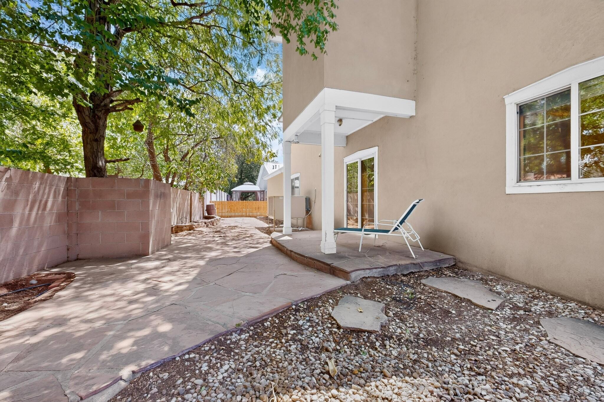 Photo 5 — 1531 Phoenix Avenue NW