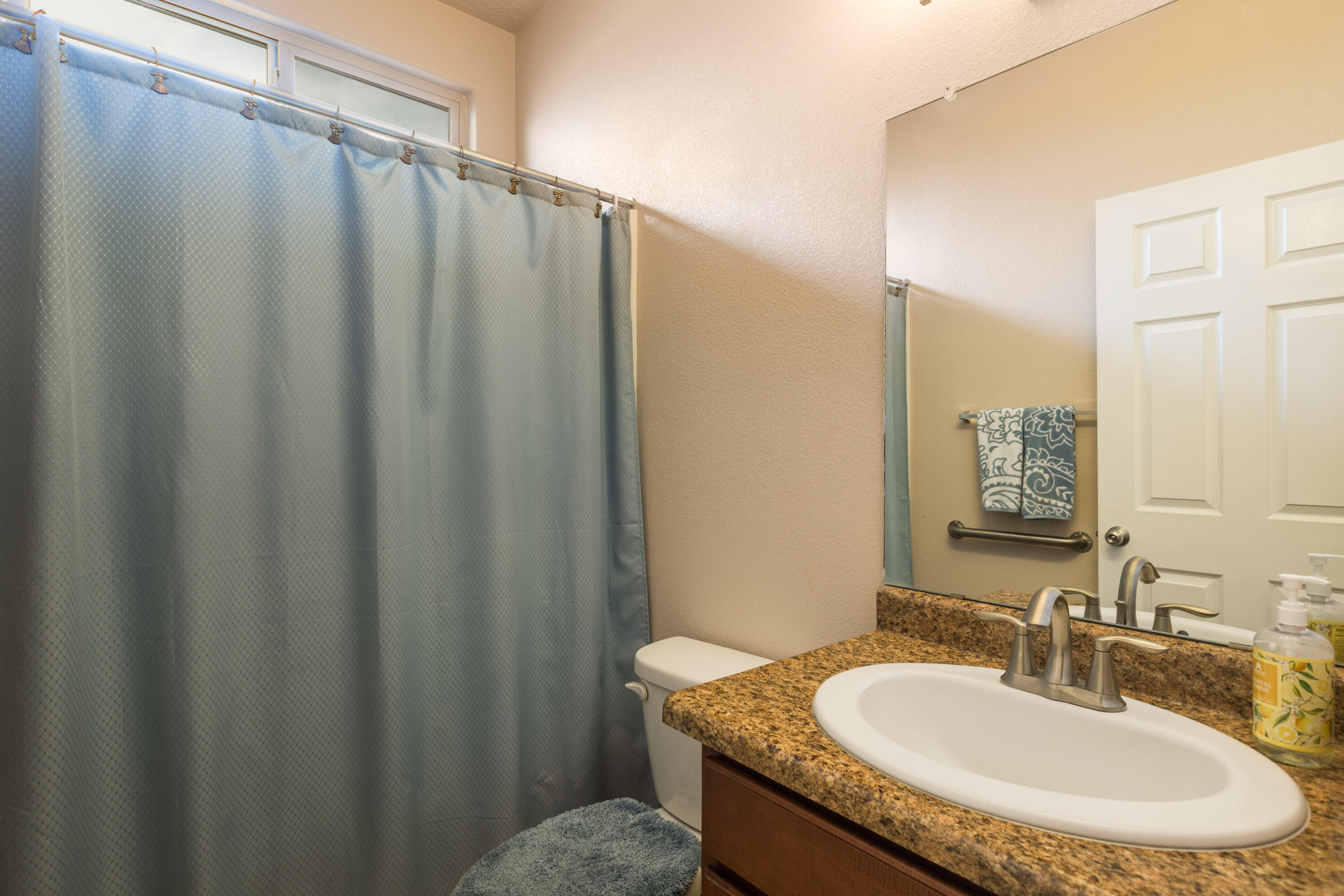 Photo 10 — 7400 Sombrillo Avenue SW