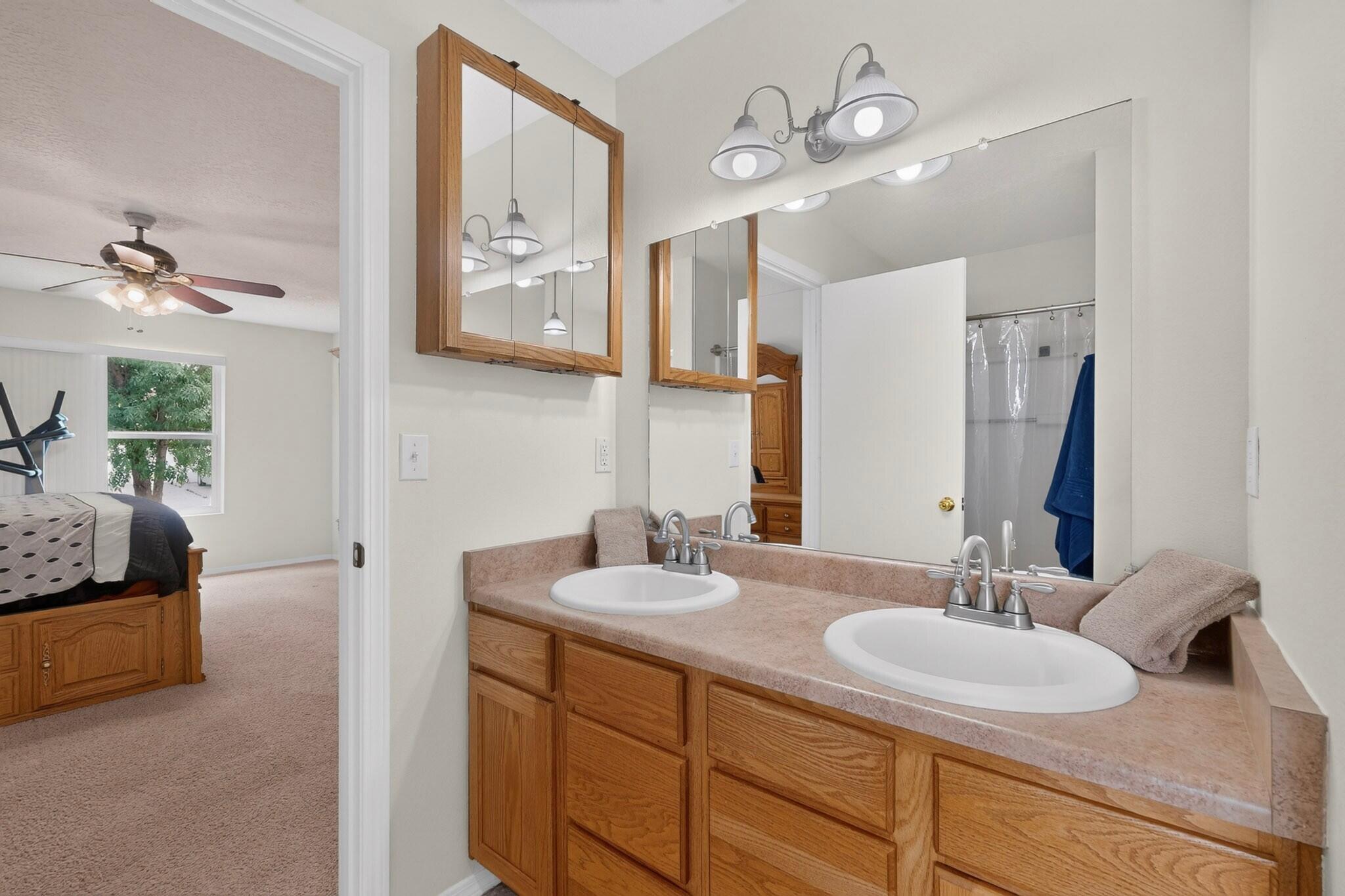 Photo 15 — 6001 Murcia Avenue NW
