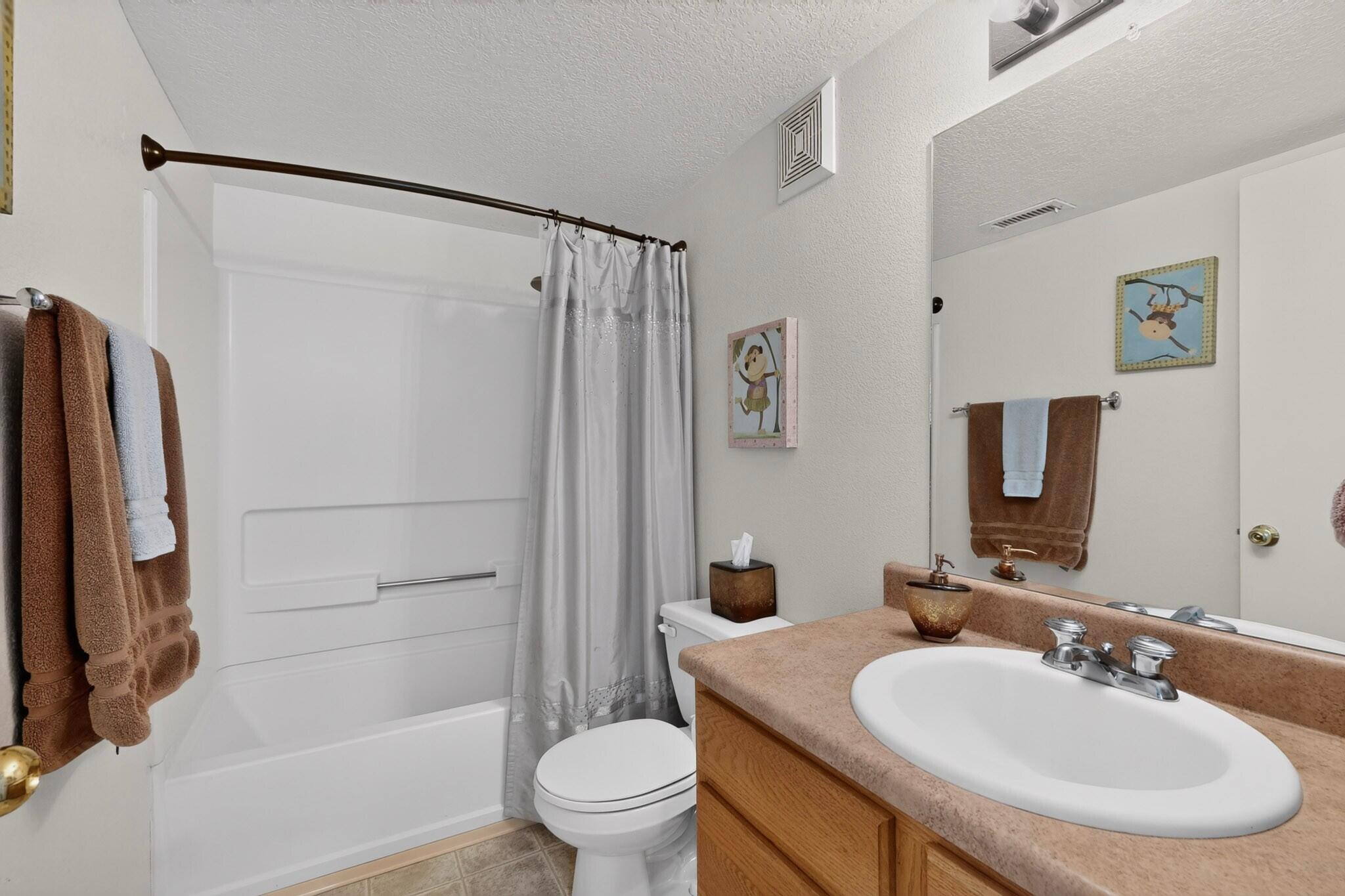 Photo 14 — 6001 Murcia Avenue NW