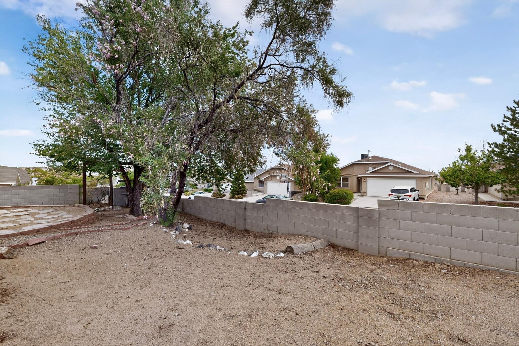 Photo 4 — 6001 Murcia Avenue NW
