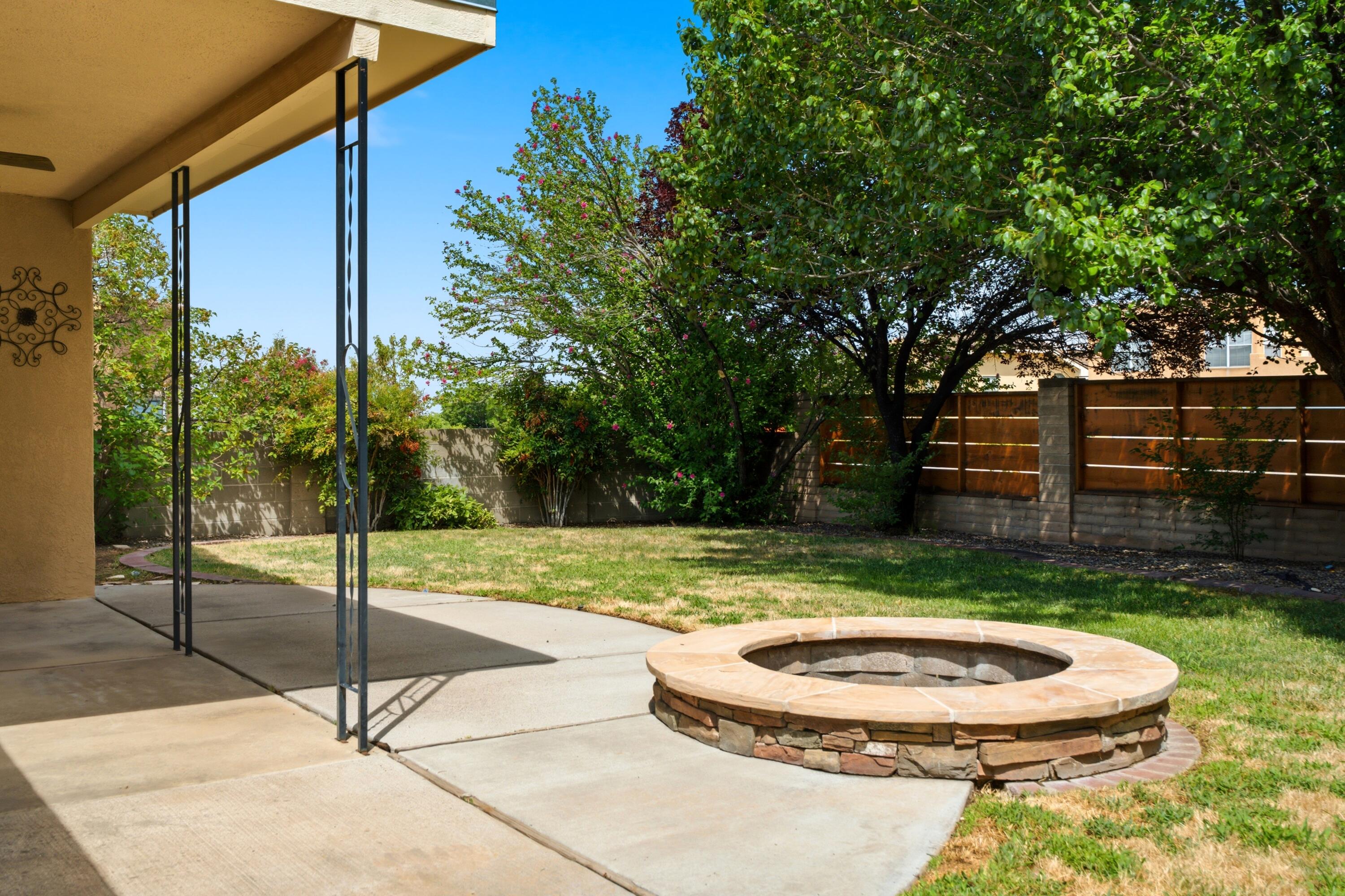 Photo 4 — 9513 Peralta Road NE