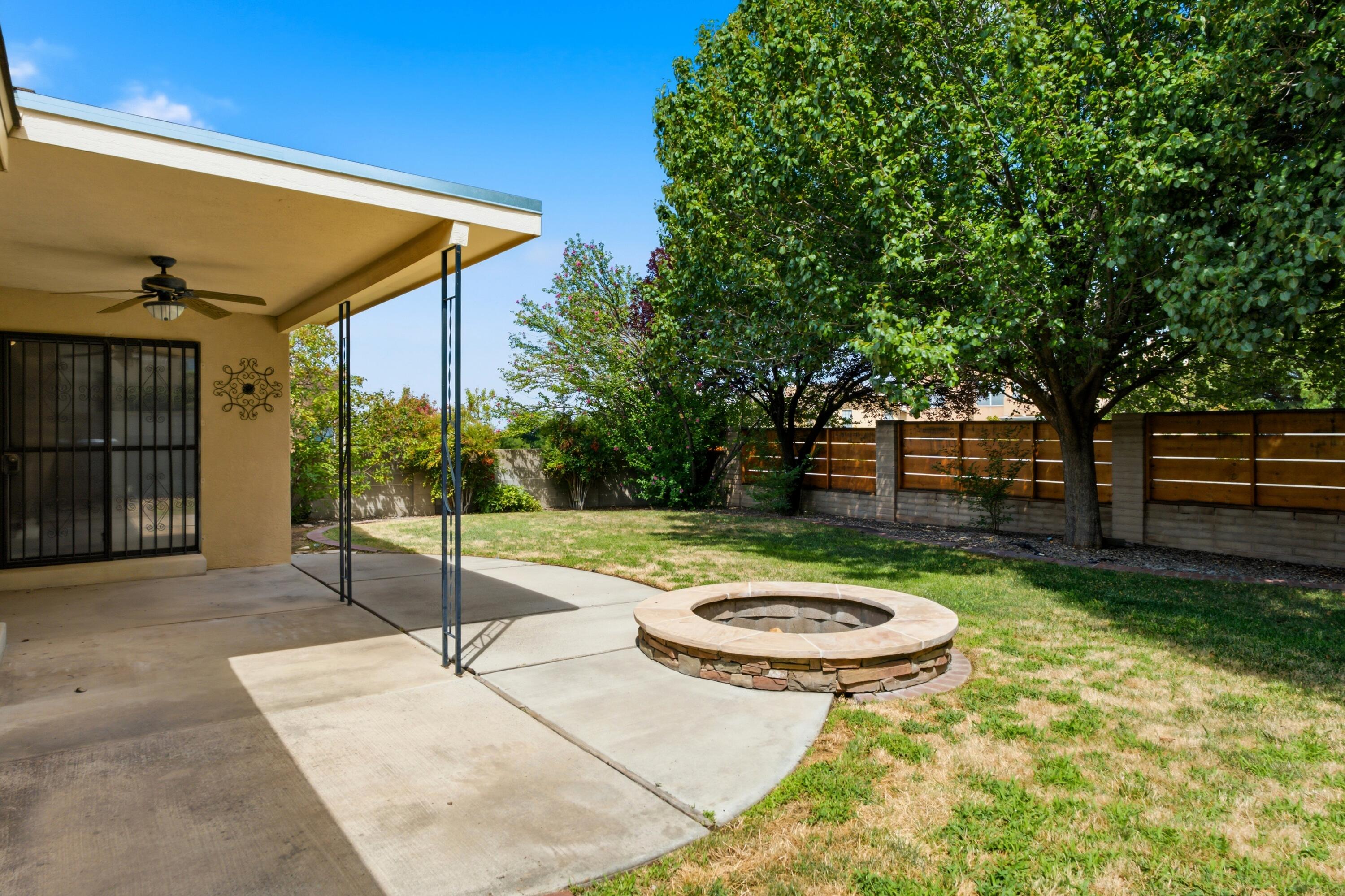 Photo 3 — 9513 Peralta Road NE