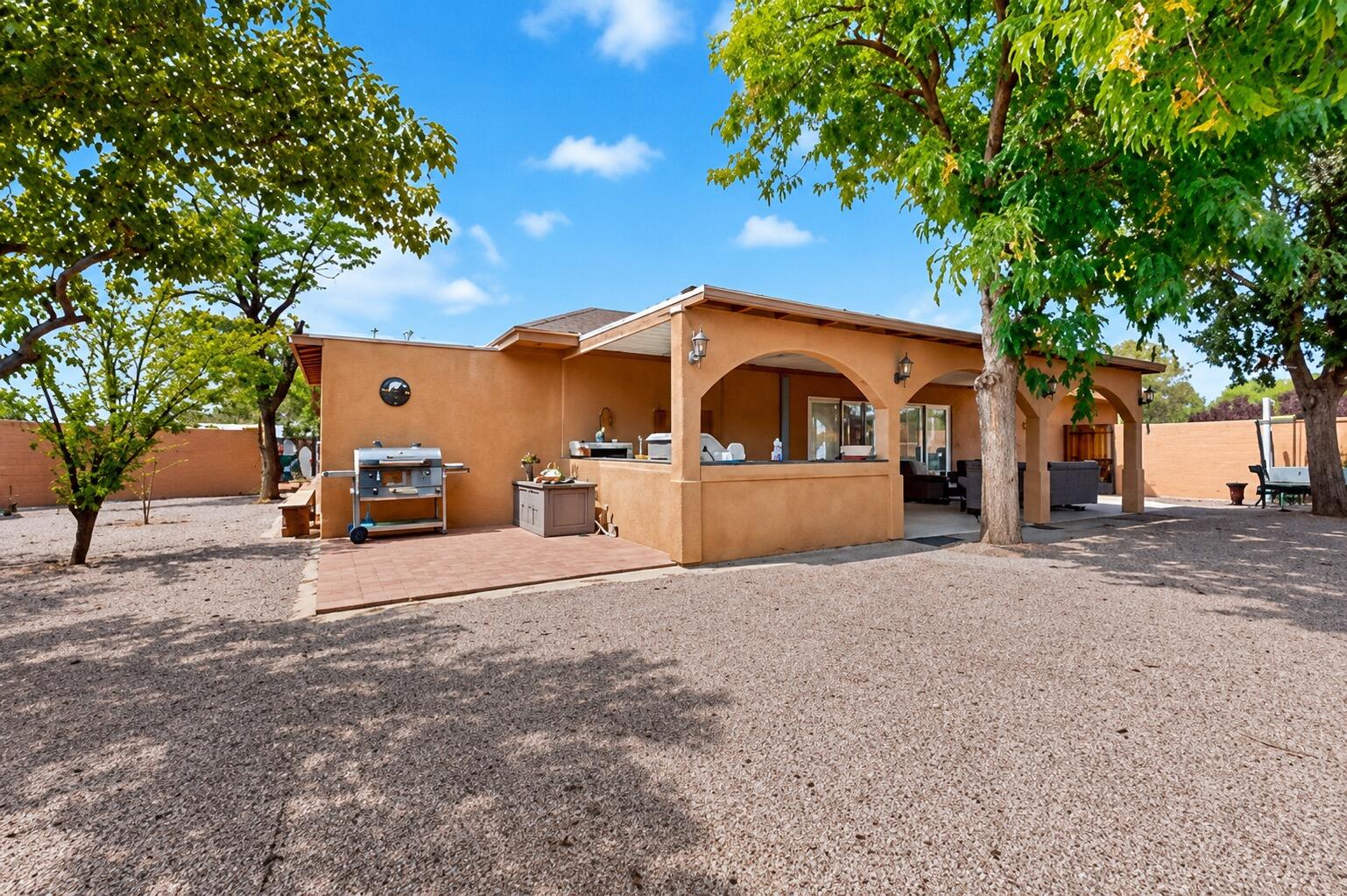 Photo 14 — 4900 Fairfax Drive NW