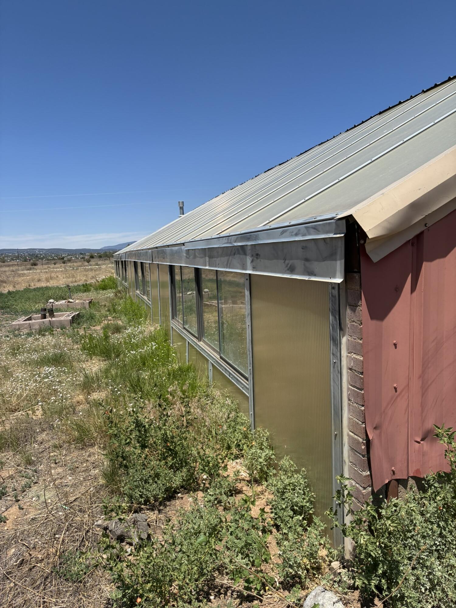 10 Laser Road, Edgewood, NM 87015