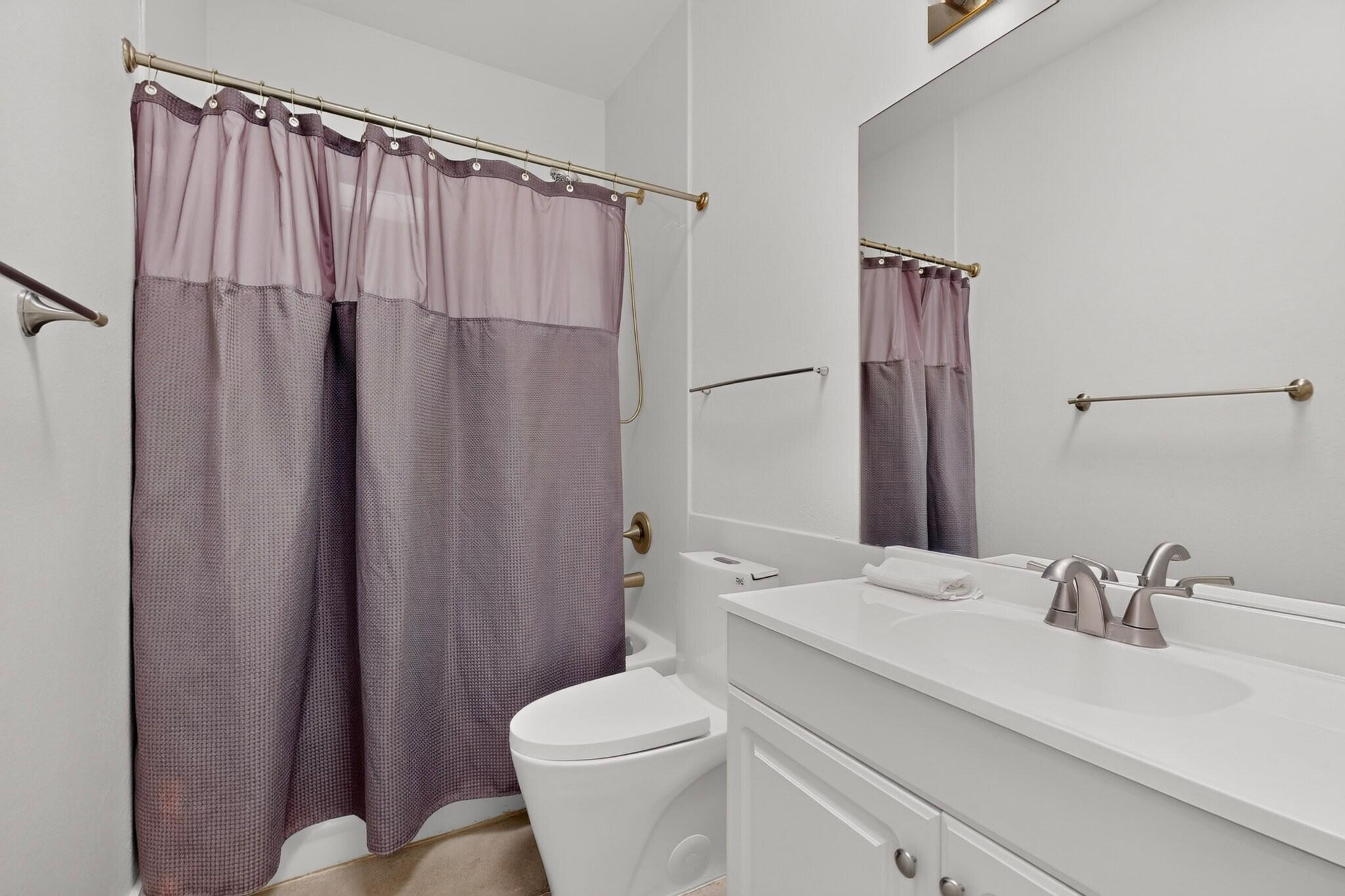 Photo 15 — 506 Coal Avenue SW