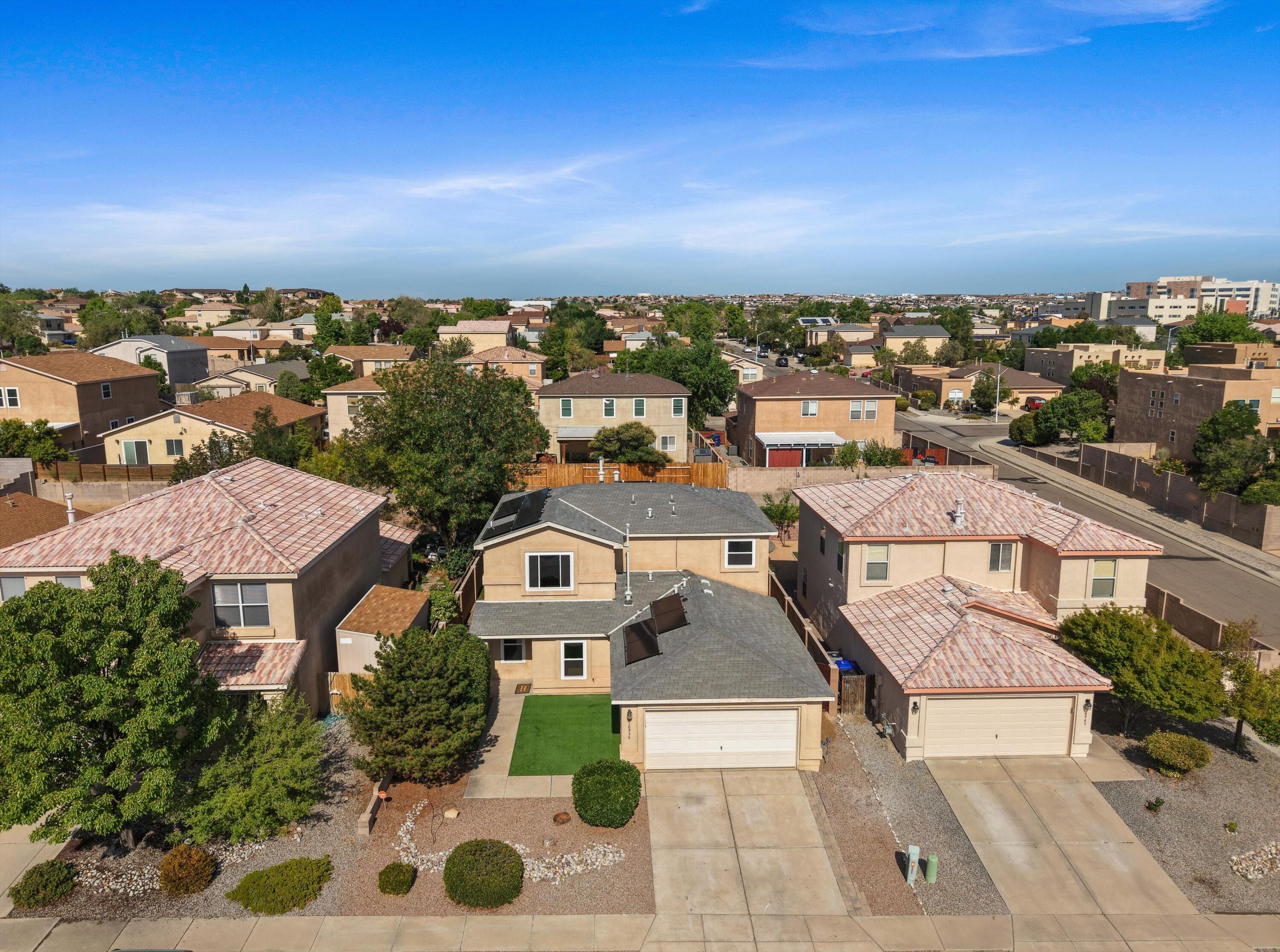 Photo 10 — 10939 Argonite Drive NW
