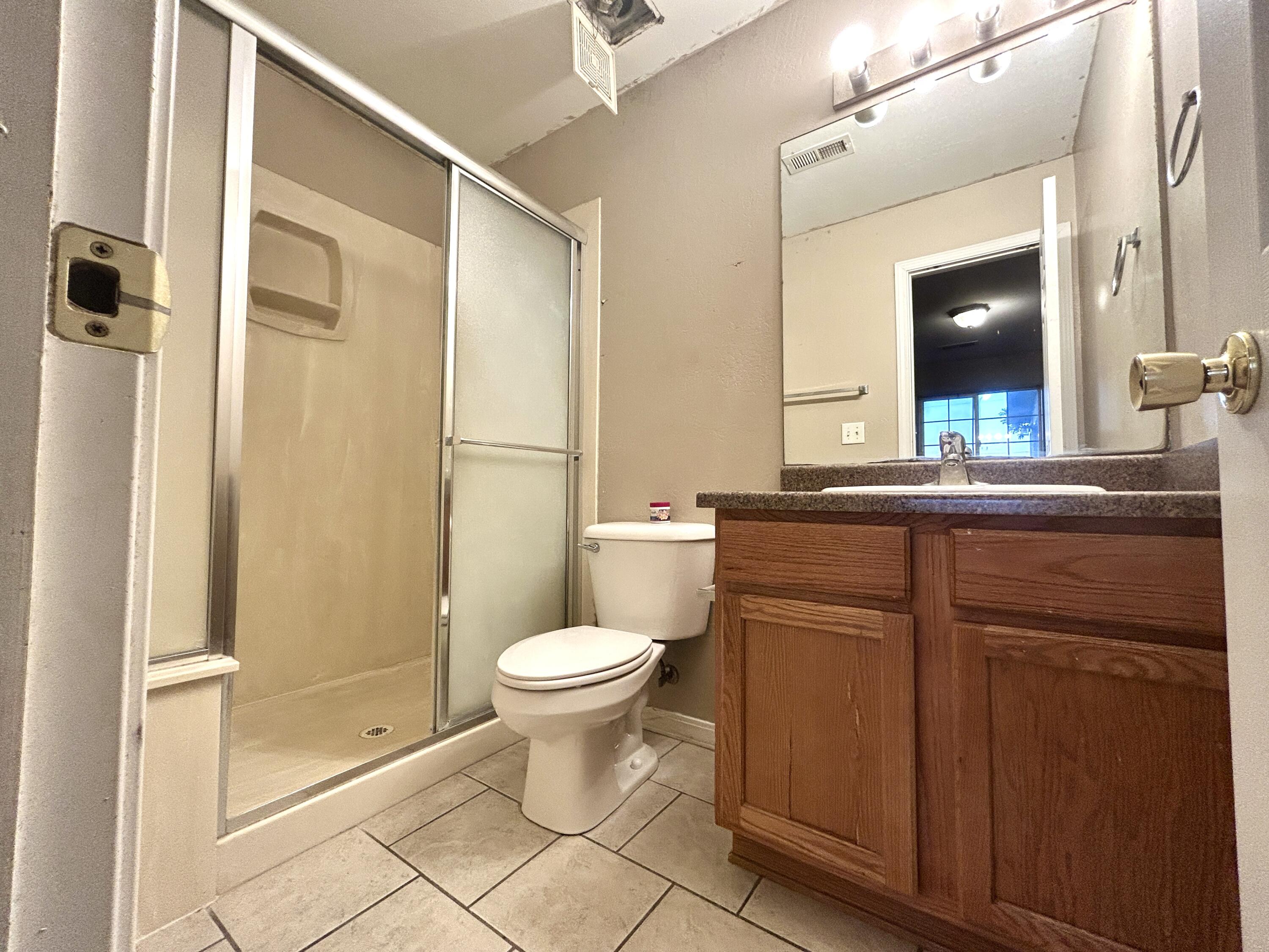 Photo 2 — 85 Hartel Place