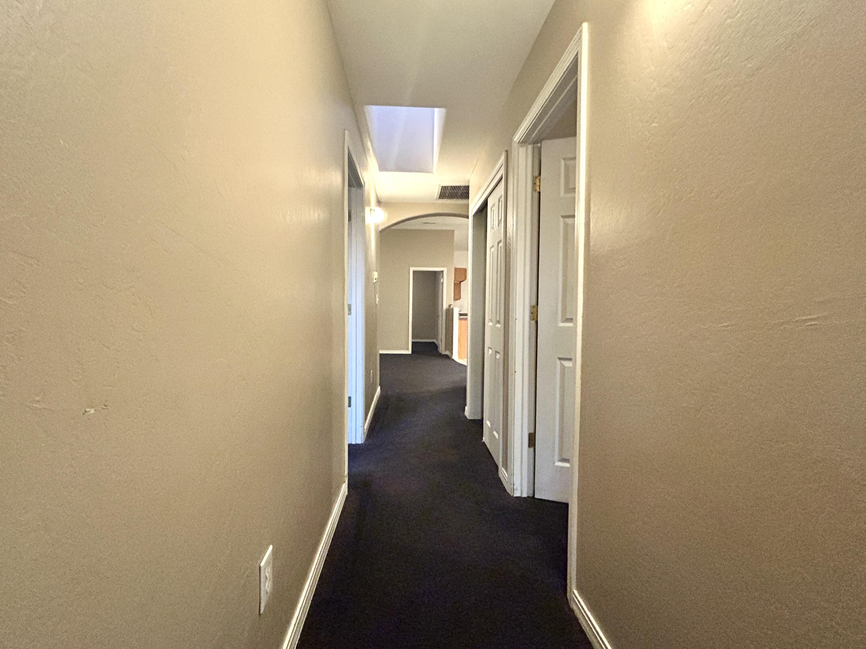 Photo 14 — 85 Hartel Place