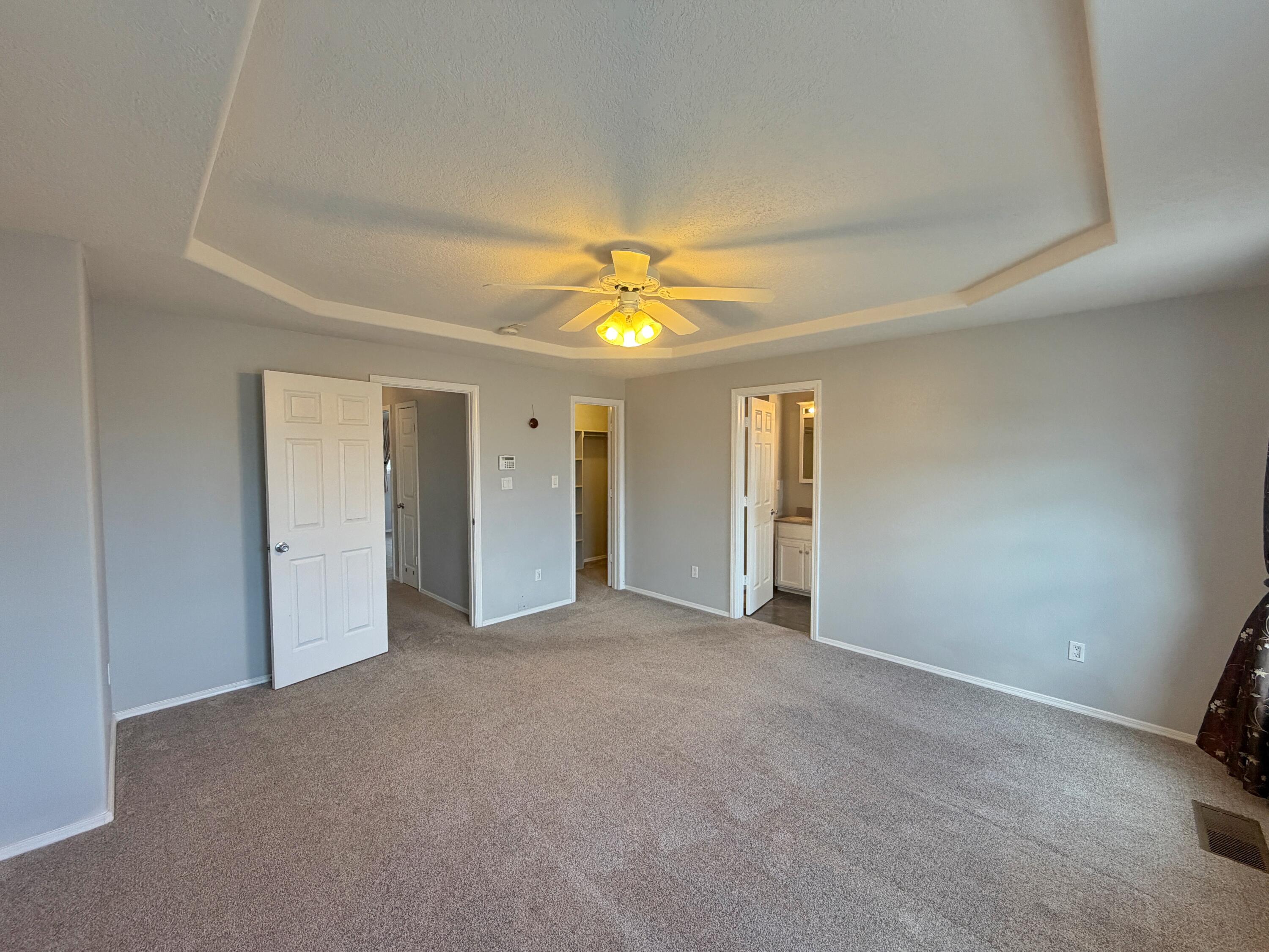 Photo 10 — 7300 Tricia Road NE