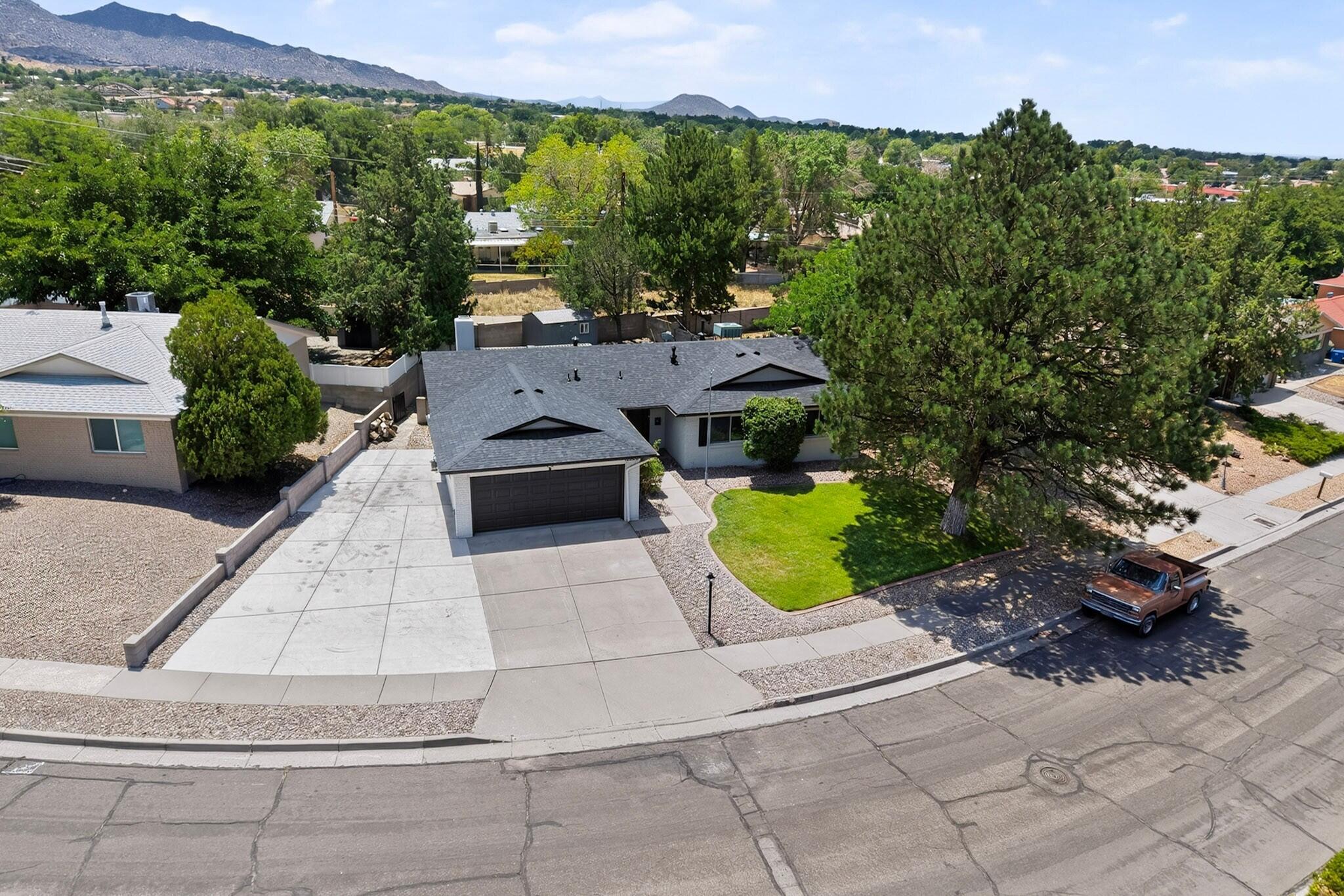 Photo 8 — 12220 Palm Springs Avenue NE