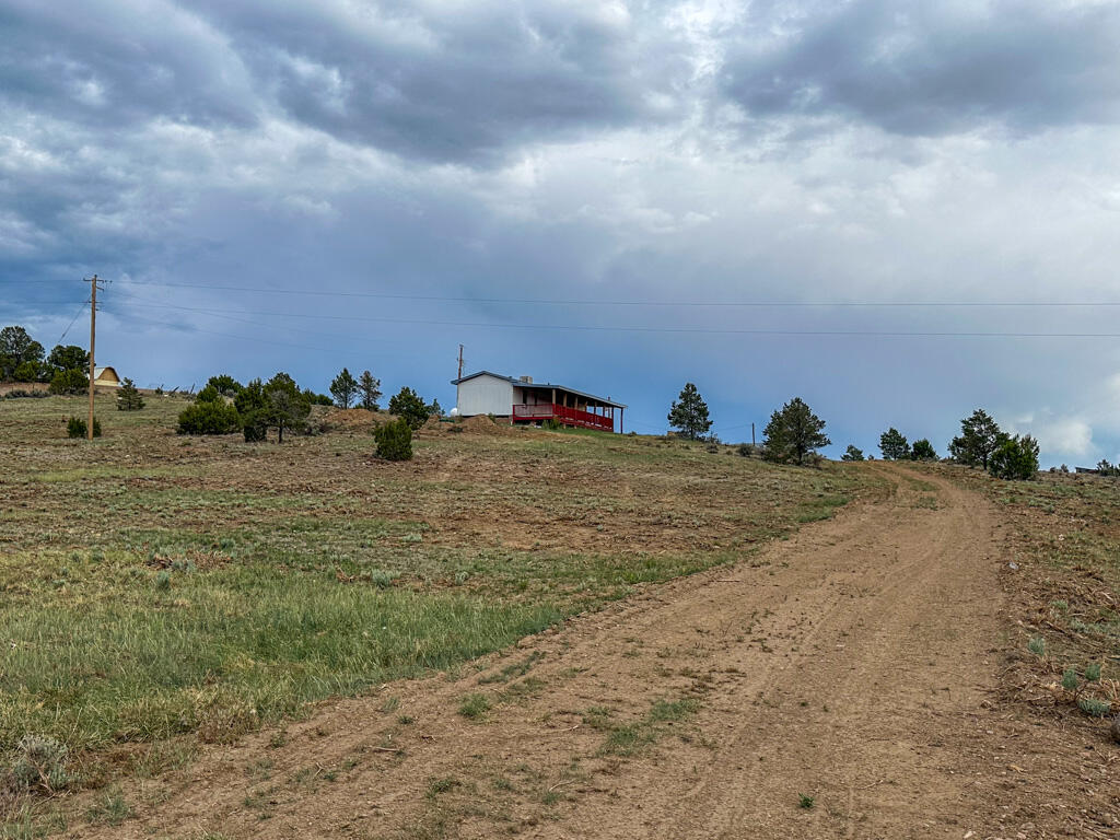 Photo 5 — 16 Camino Maestas