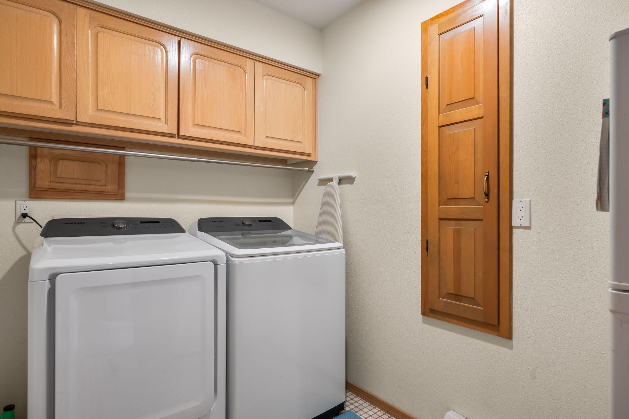 Photo 14 — 607 Willowbrook Lane