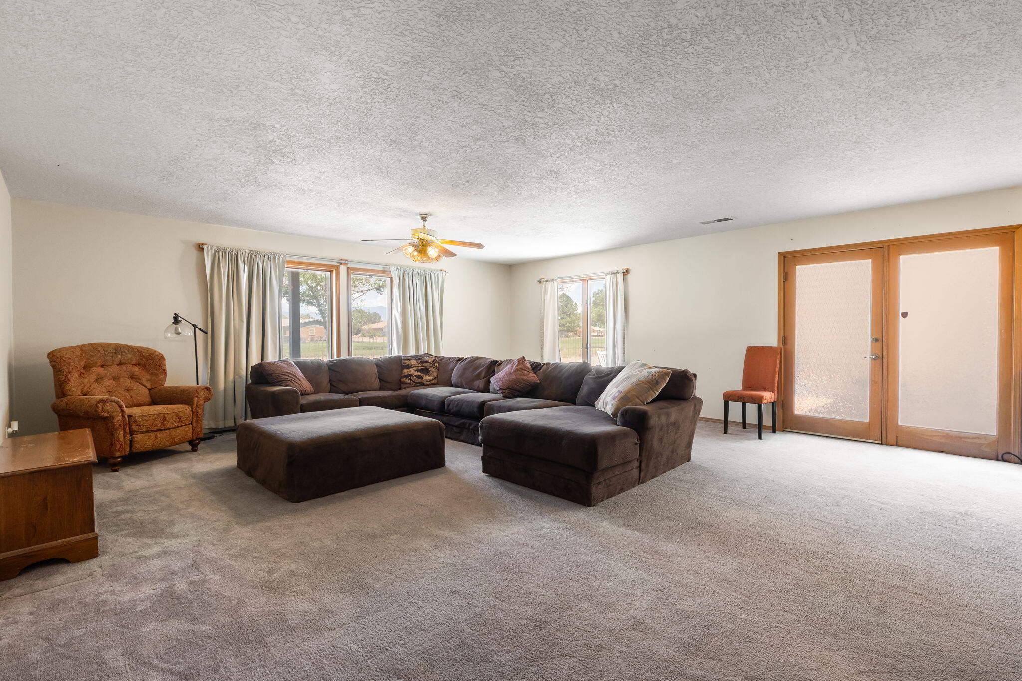 Photo 16 — 607 Willowbrook Lane