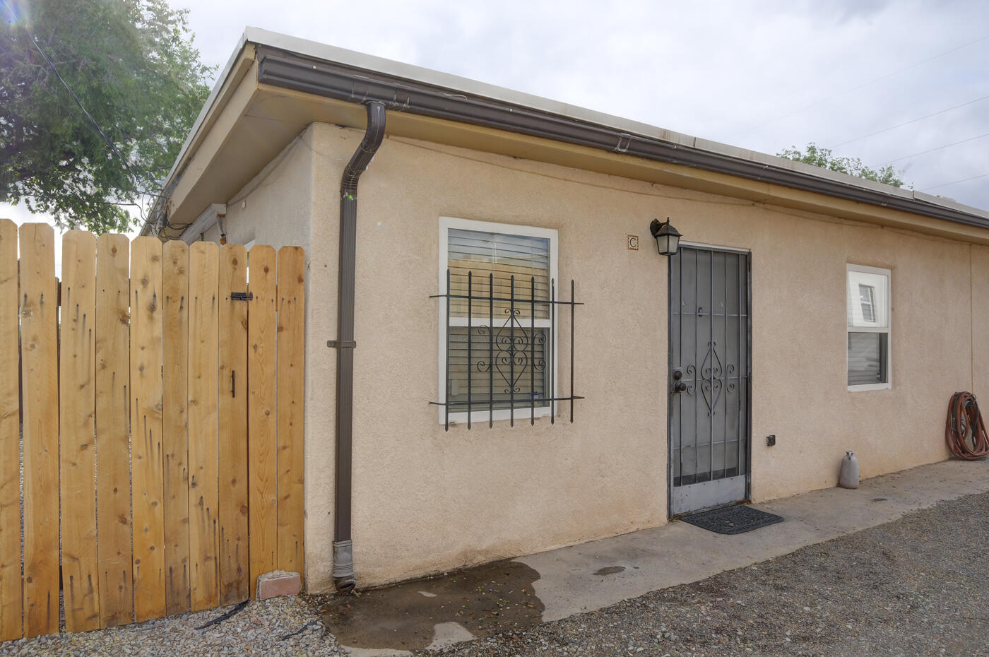 Photo 7 — 1616 Coal Avenue SE C