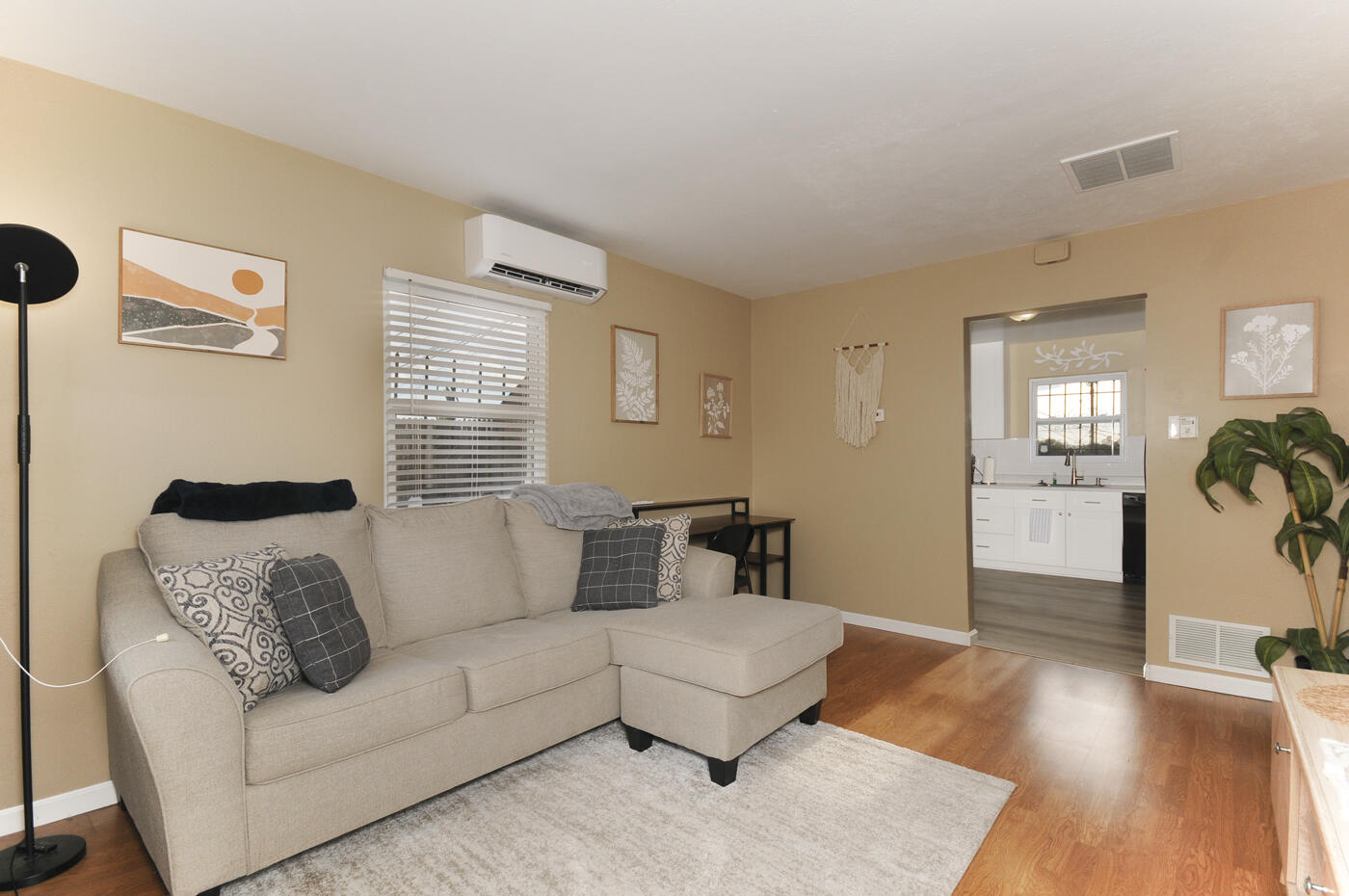 Photo 20 — 1616 Coal Avenue SE C