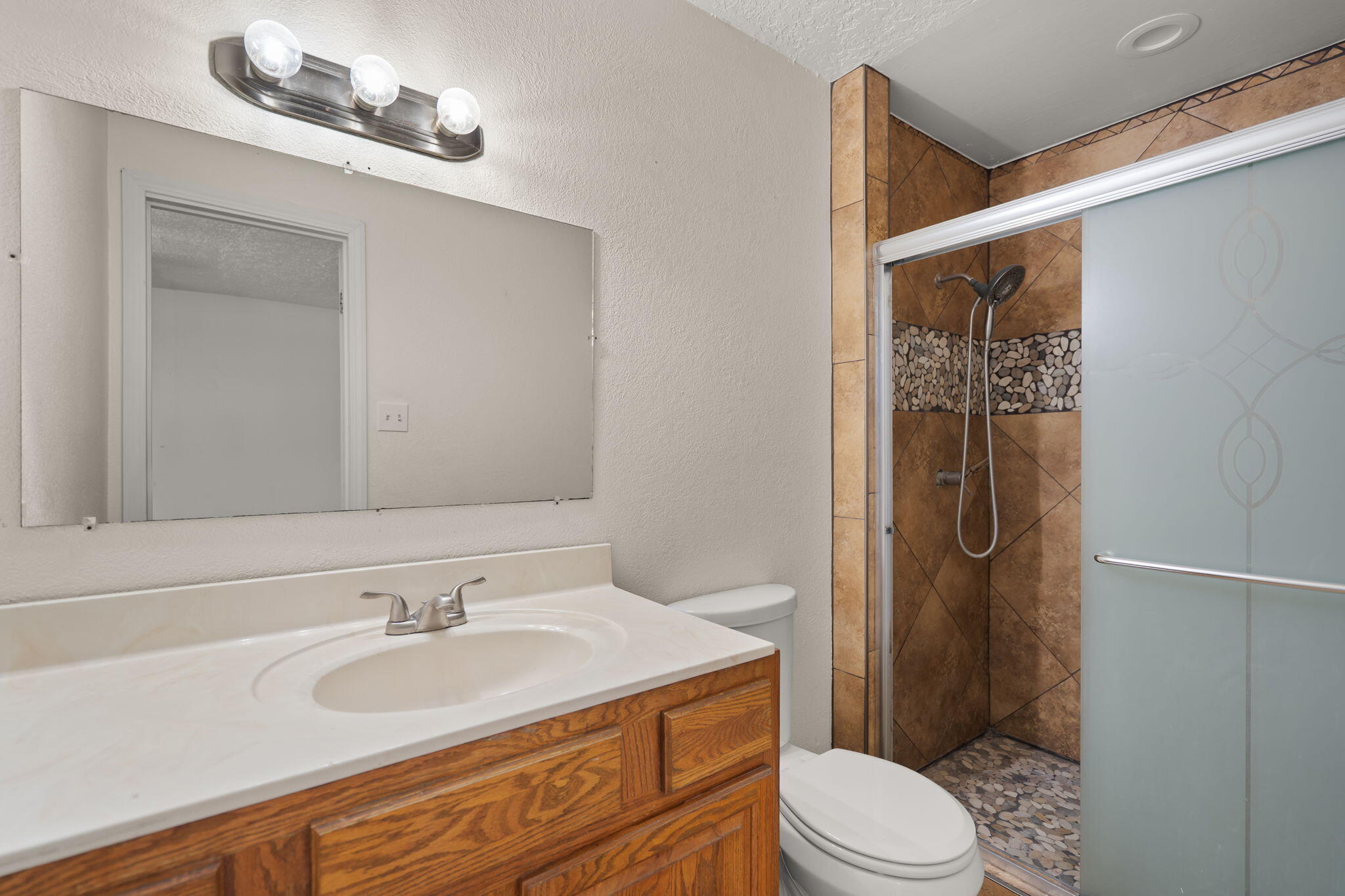 Photo 15 — 5543 Furman Avenue NW