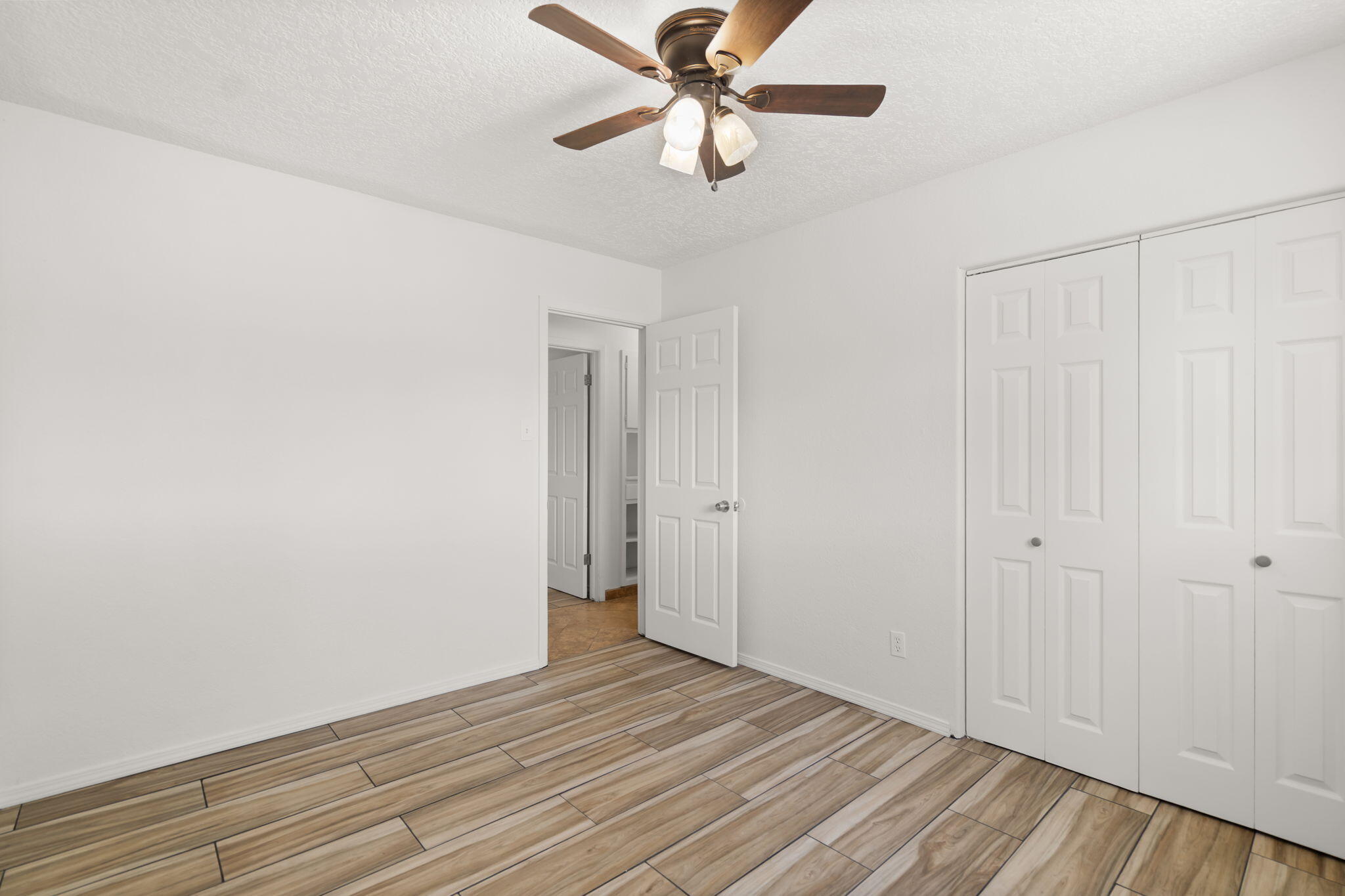 Photo 20 — 5543 Furman Avenue NW