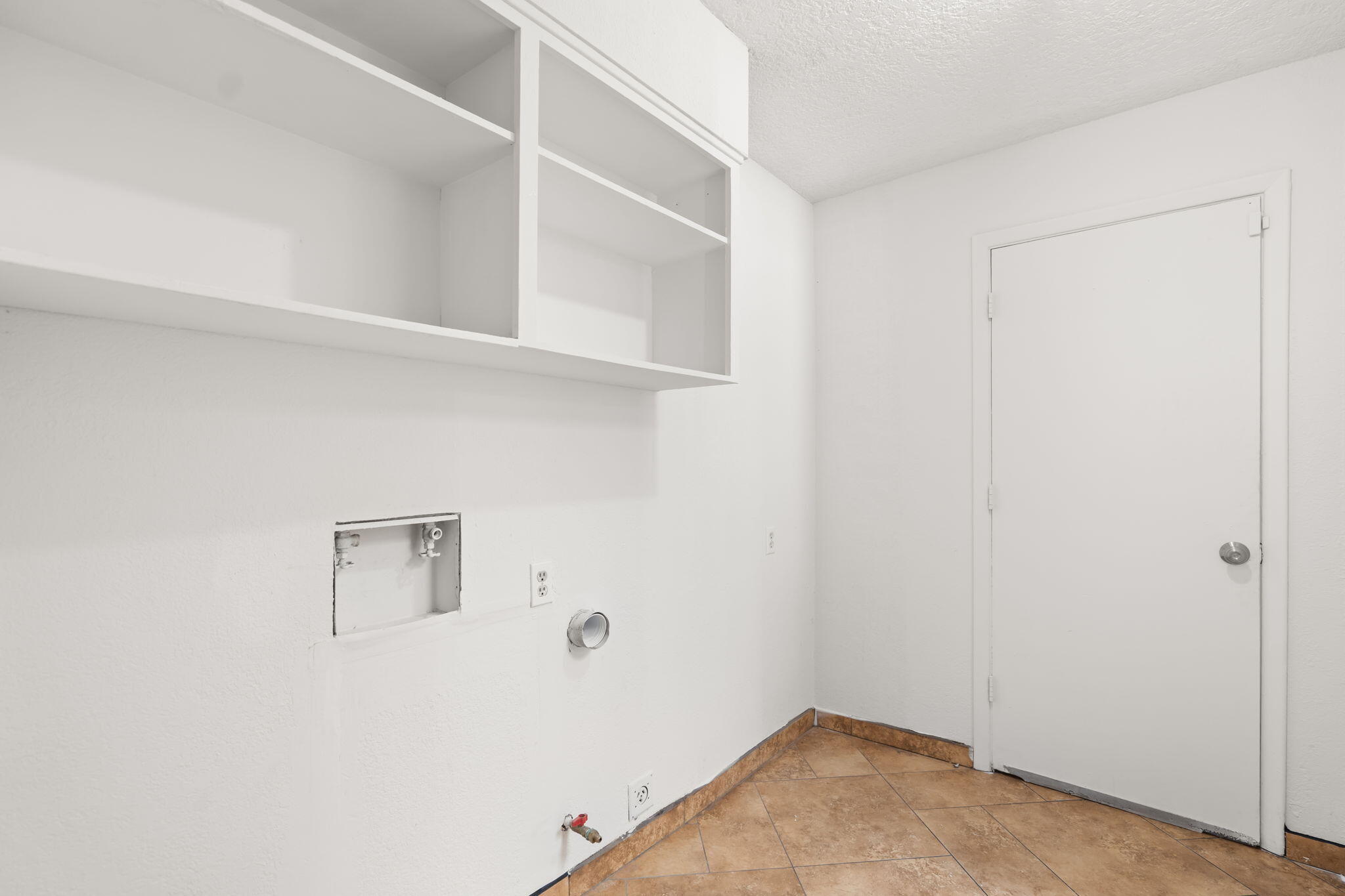Photo 3 — 5543 Furman Avenue NW