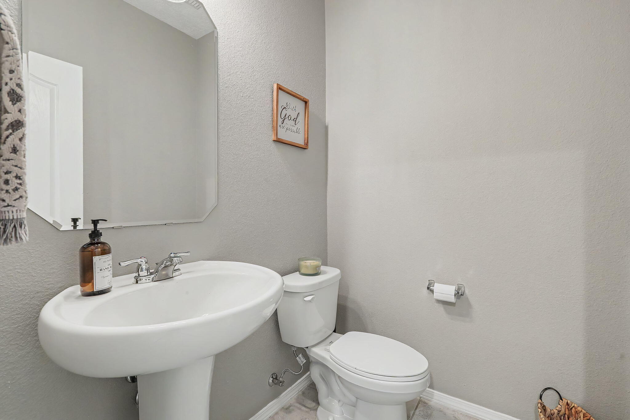 Photo 17 — 8828 Wind Sock Road NW