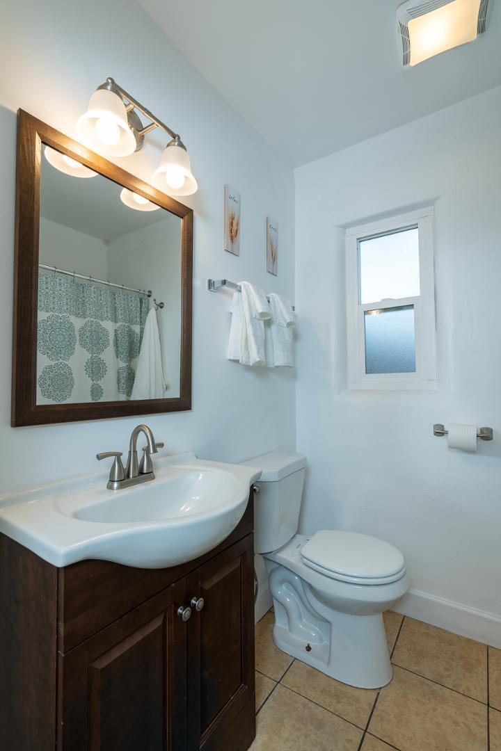 Photo 3 — 545 Cedar Street SE 13