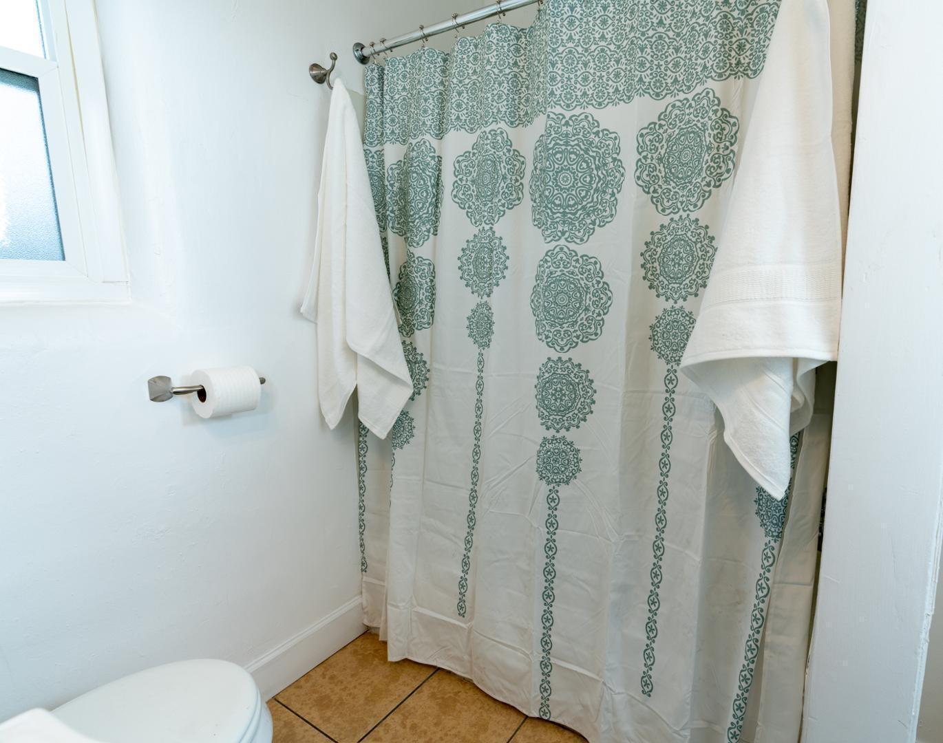 Photo 4 — 545 Cedar Street SE 13