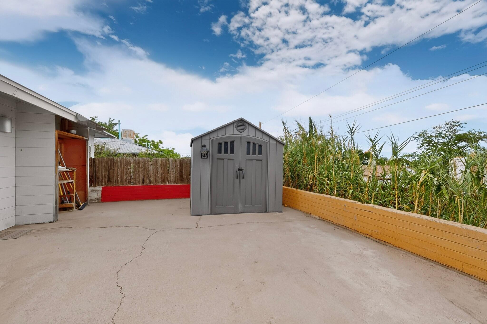Photo 2 — 1314 Del Monte Trail SW
