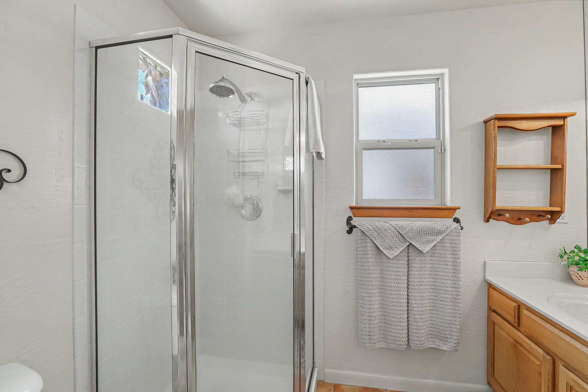 Photo 18 — 7315 Pebble Stone Place NE