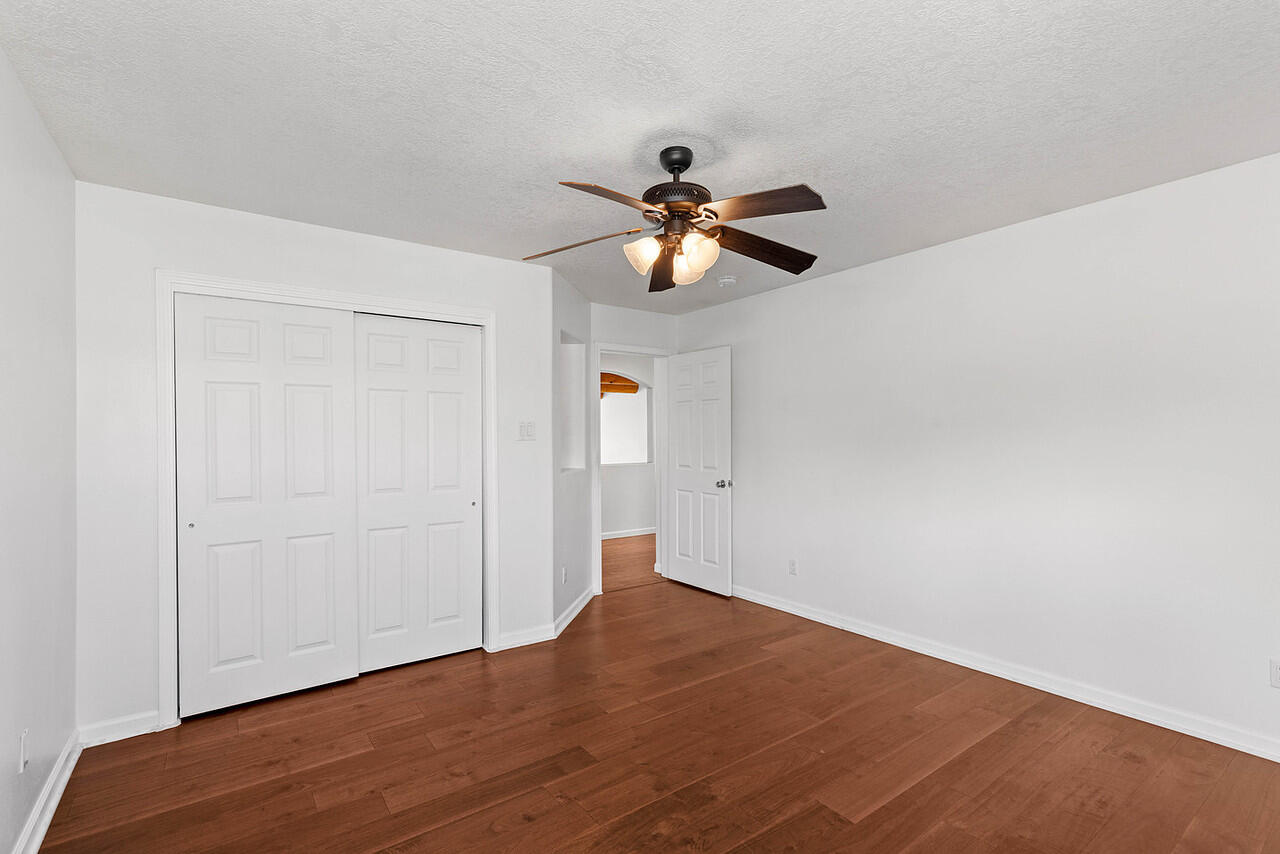 Photo 13 — 7220 Cardiff Avenue NE