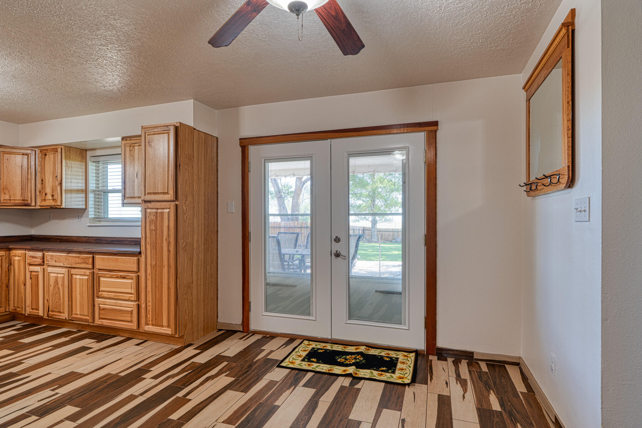 Photo 20 — 391 W Howell Road