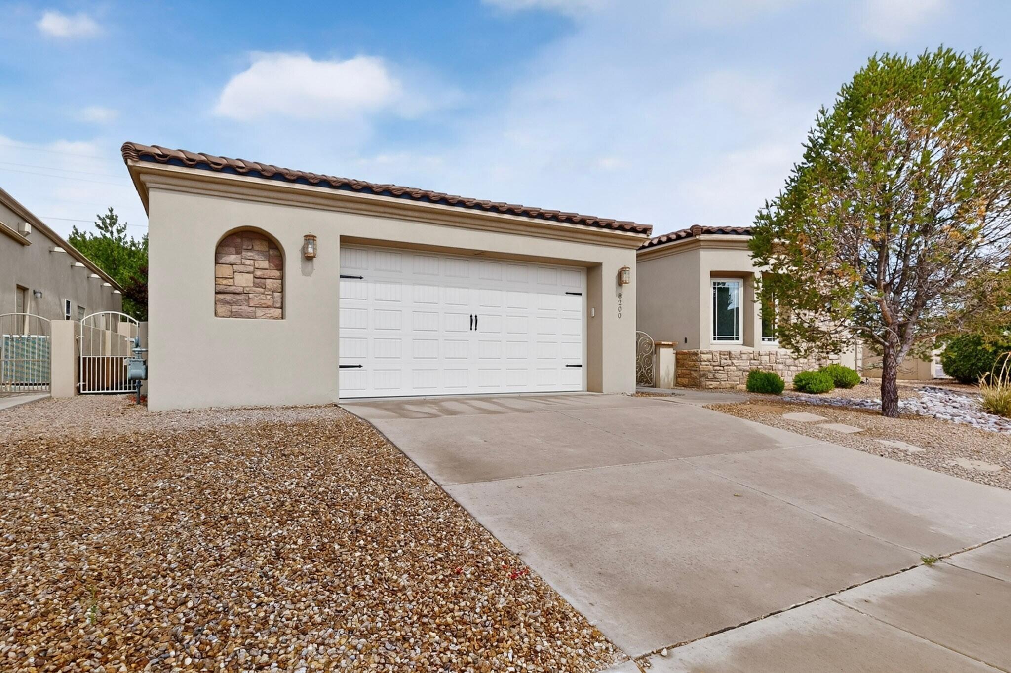Photo 7 — 8200 Grape Harvest Court NE