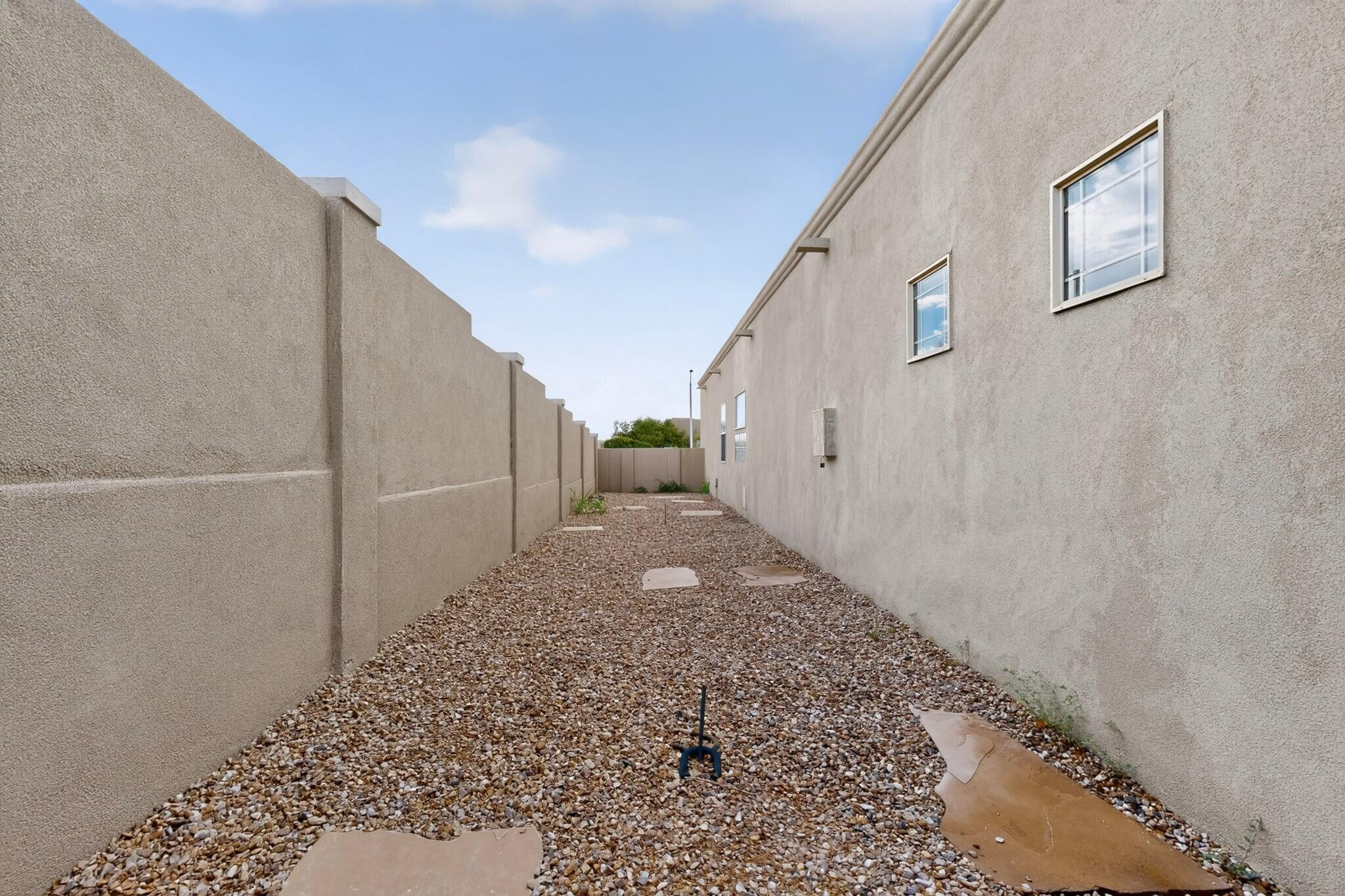 Photo 4 — 8200 Grape Harvest Court NE