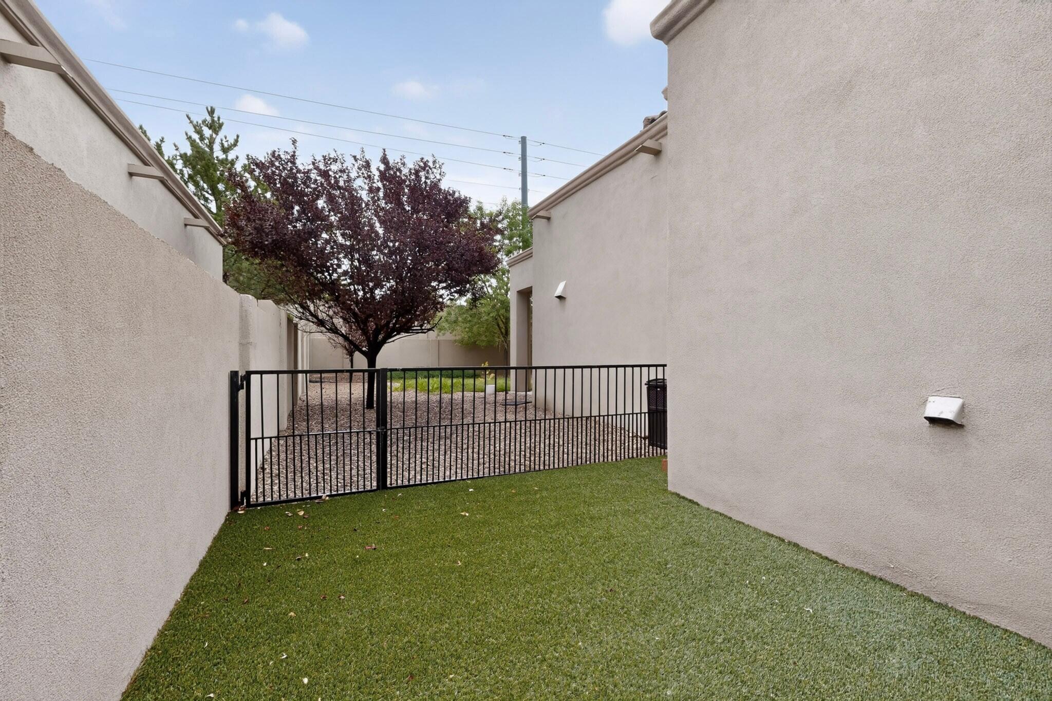 Photo 5 — 8200 Grape Harvest Court NE