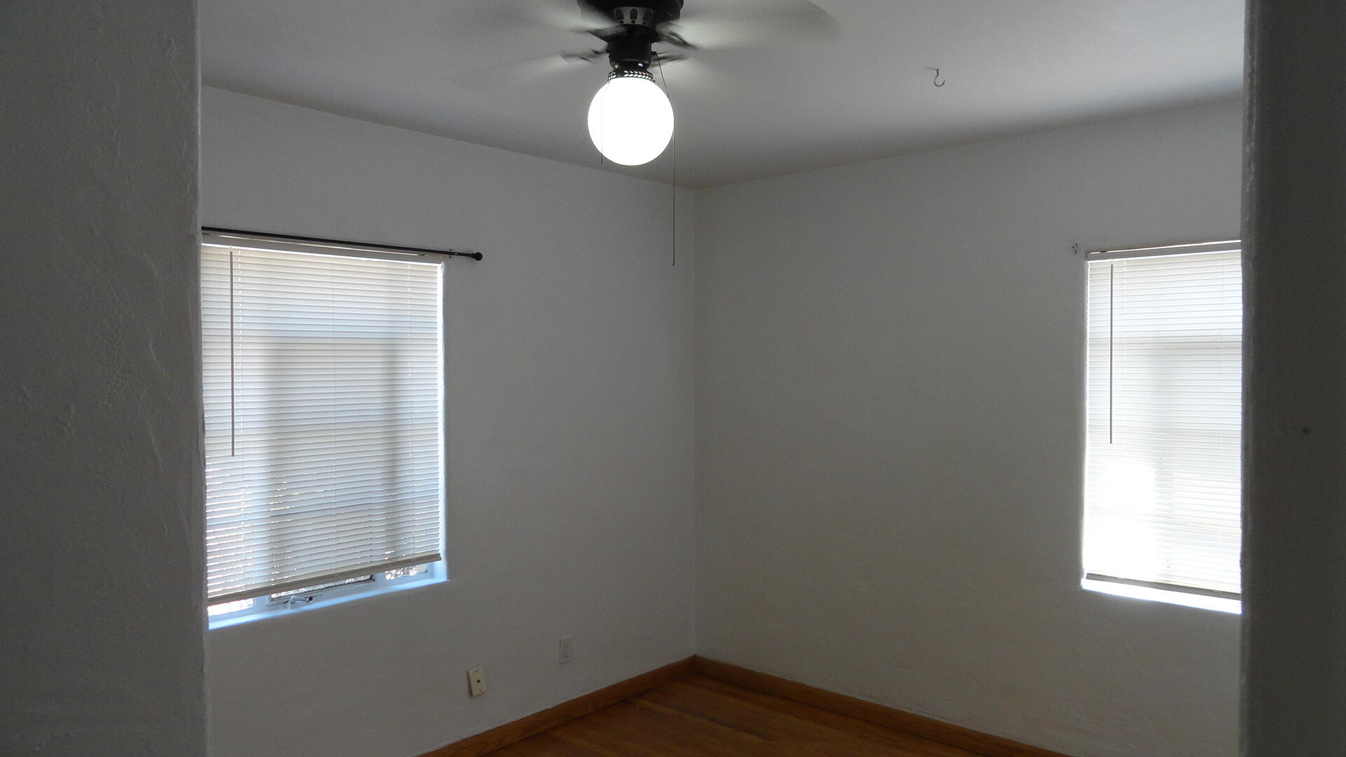 Photo 2 — 725 Carlisle Boulevard NE