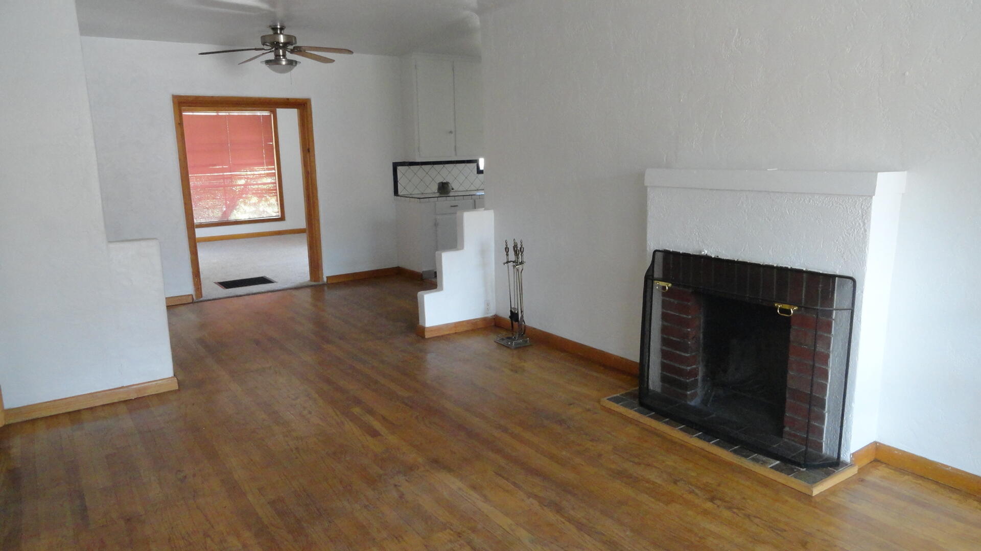 Photo 15 — 725 Carlisle Boulevard NE