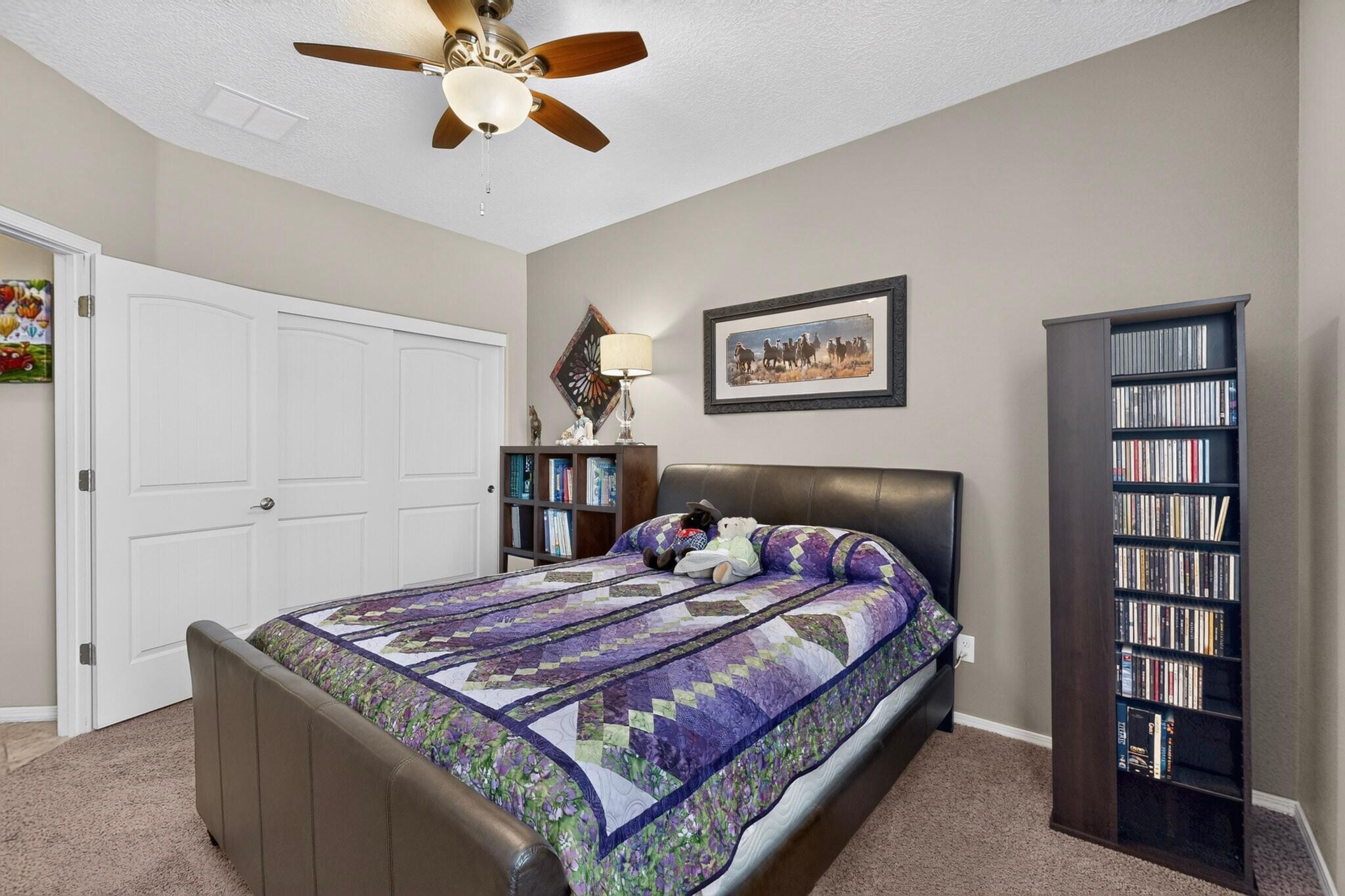 Photo 3 — 1623 Vista De Colinas Drive SE