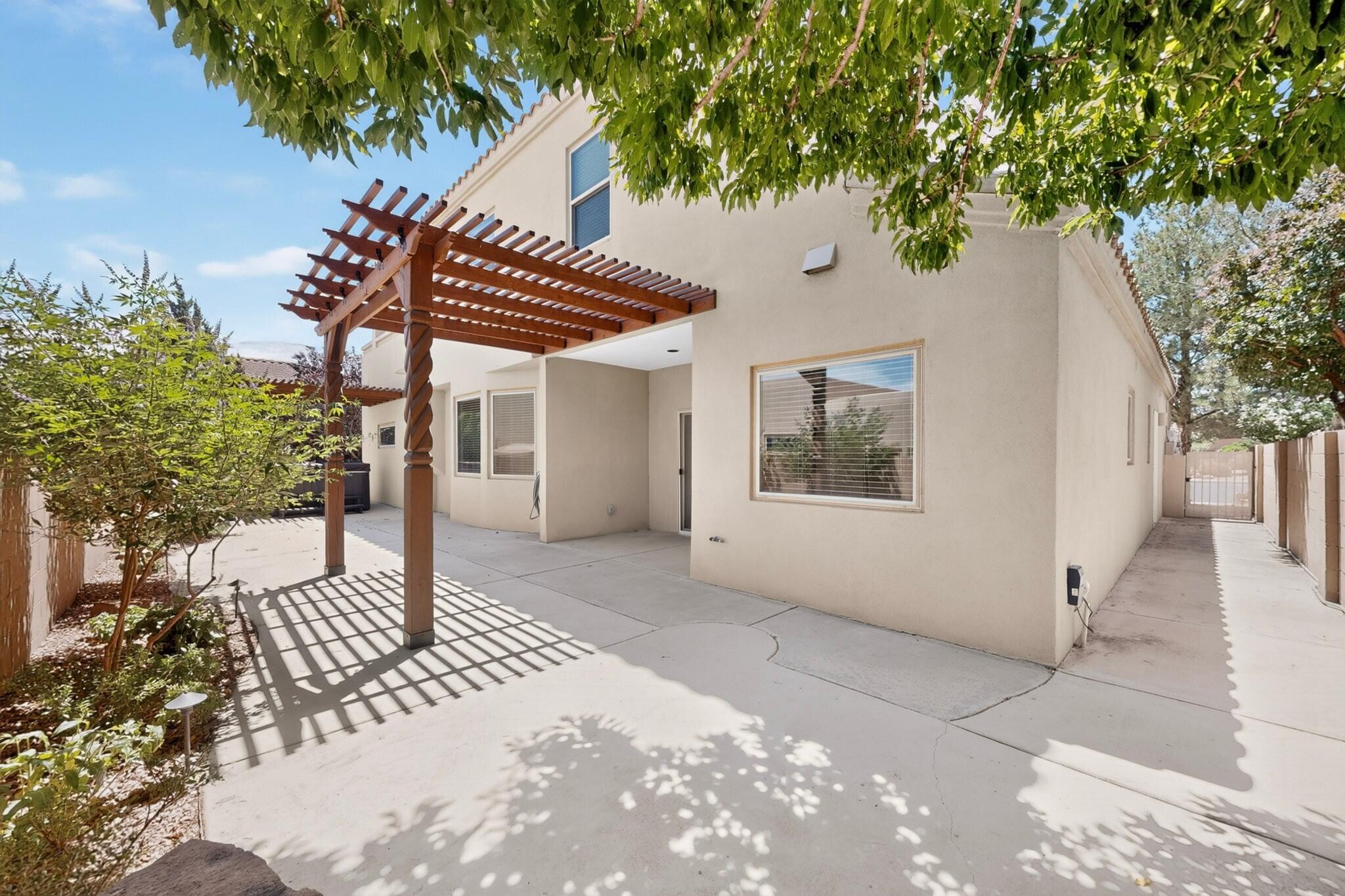 Photo 10 — 5215 Newberry Way NW