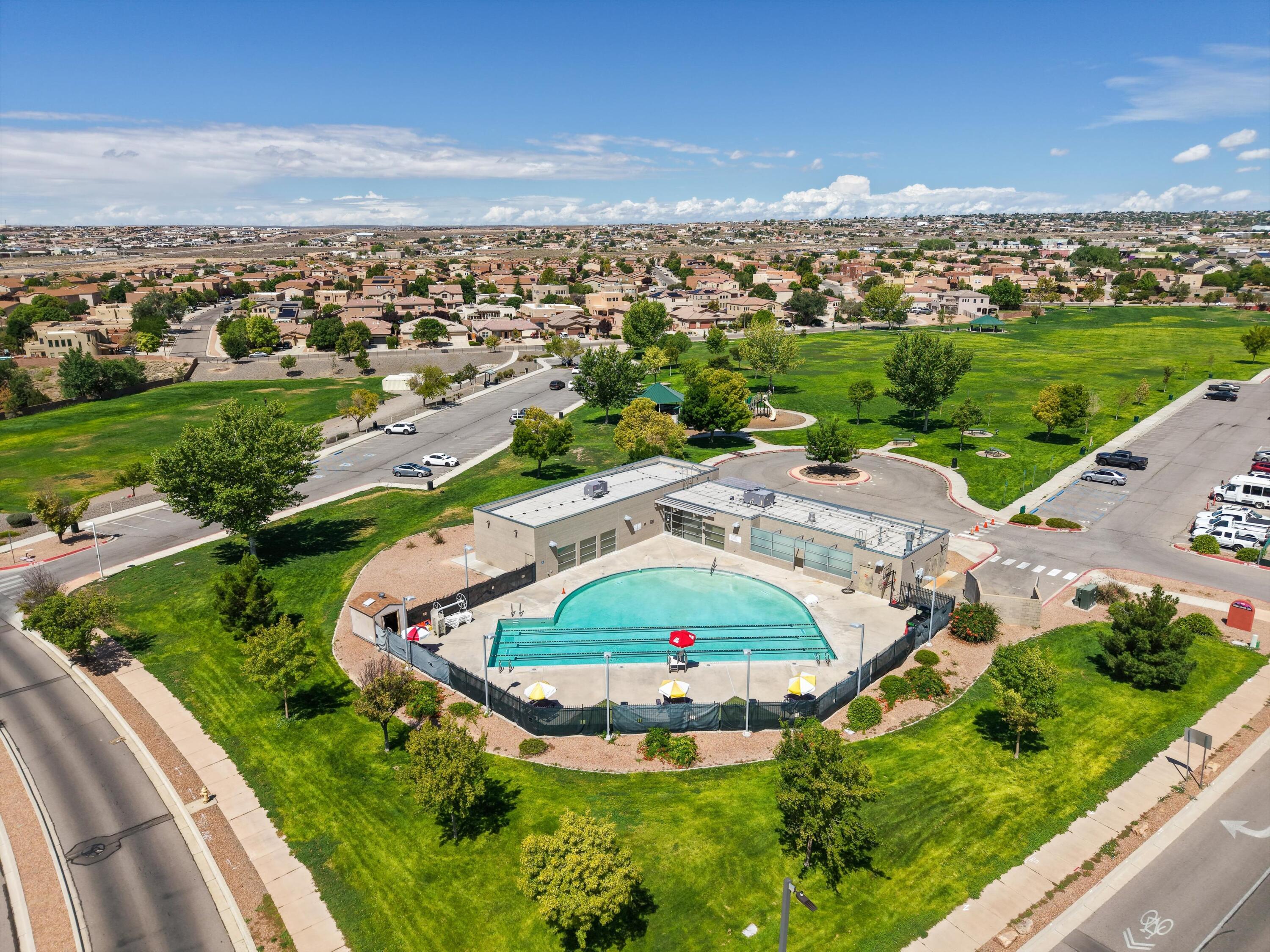 Photo 14 — 2132 Las Brisas Circle SE