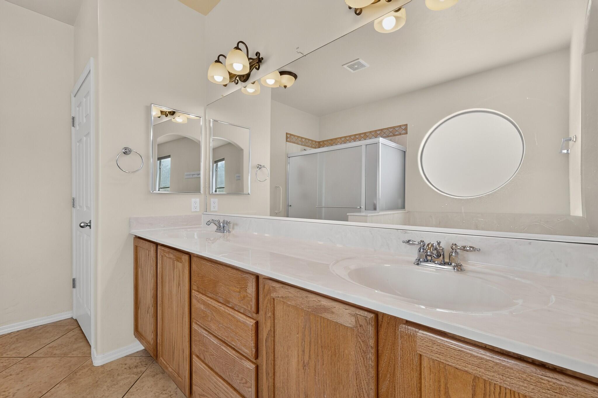 Photo 2 — 1211 Goodwin Drive