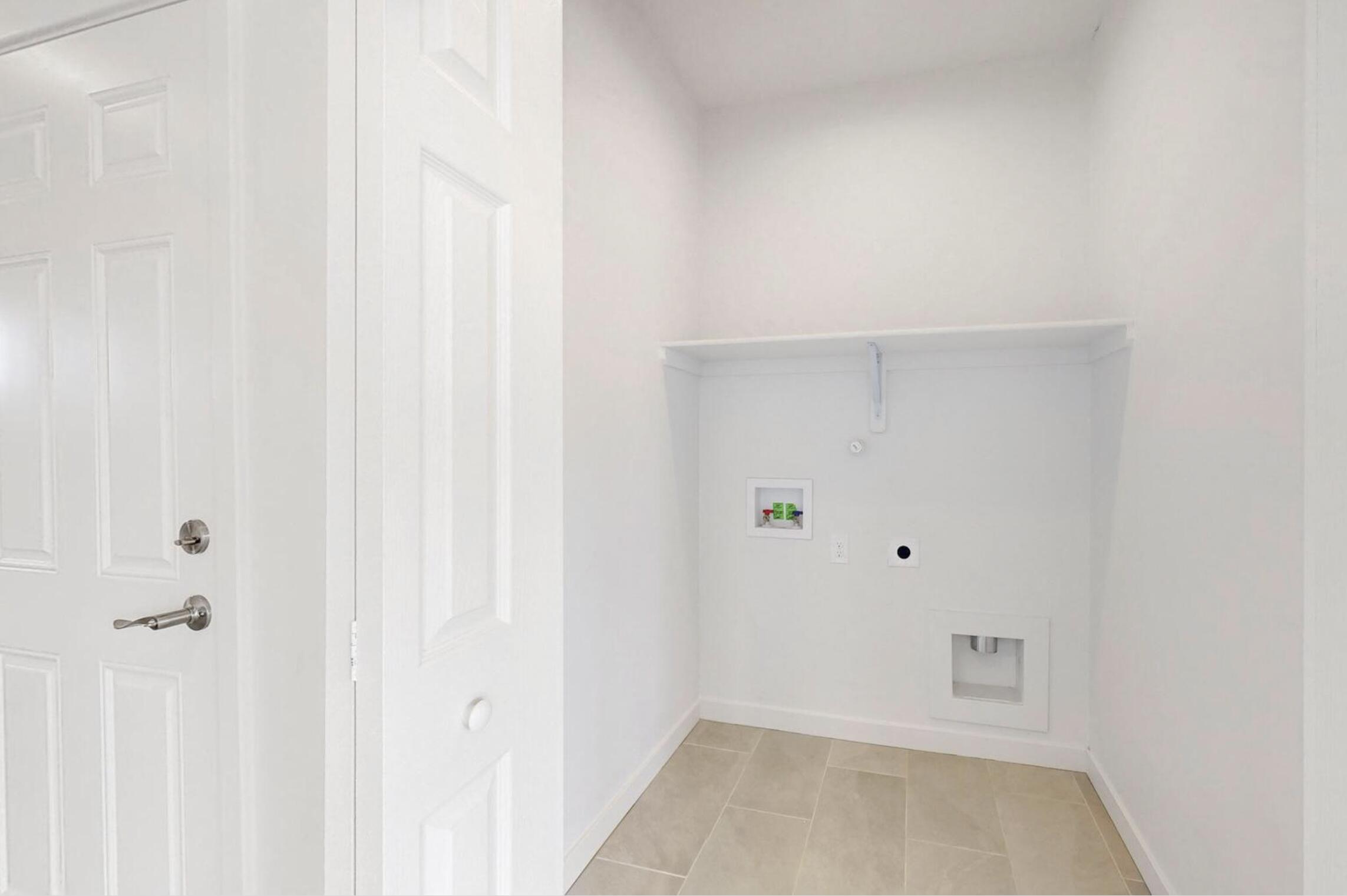 Photo 12 — 408 4th Street NE