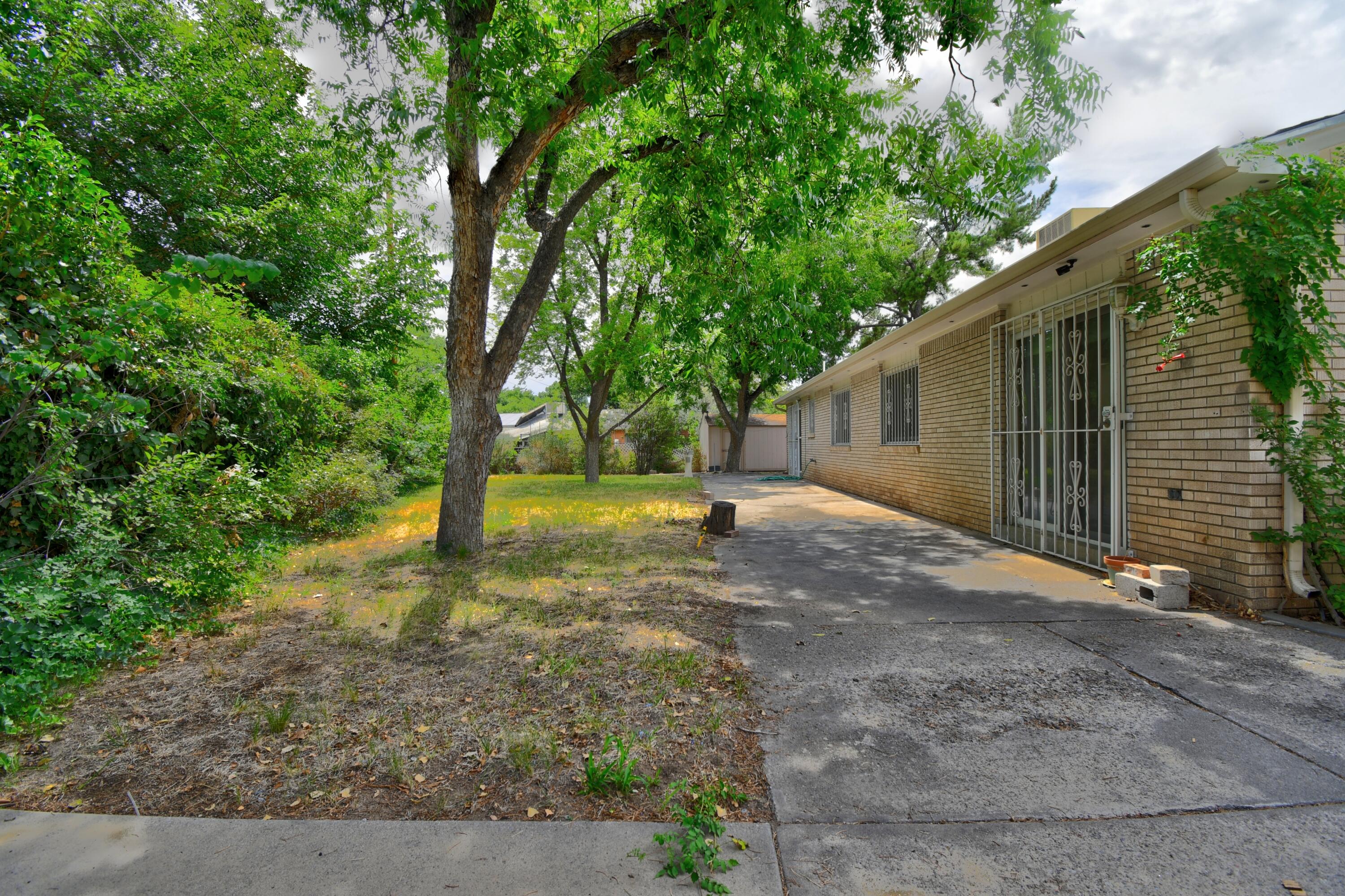 Photo 4 — 6224 Katson Avenue NE