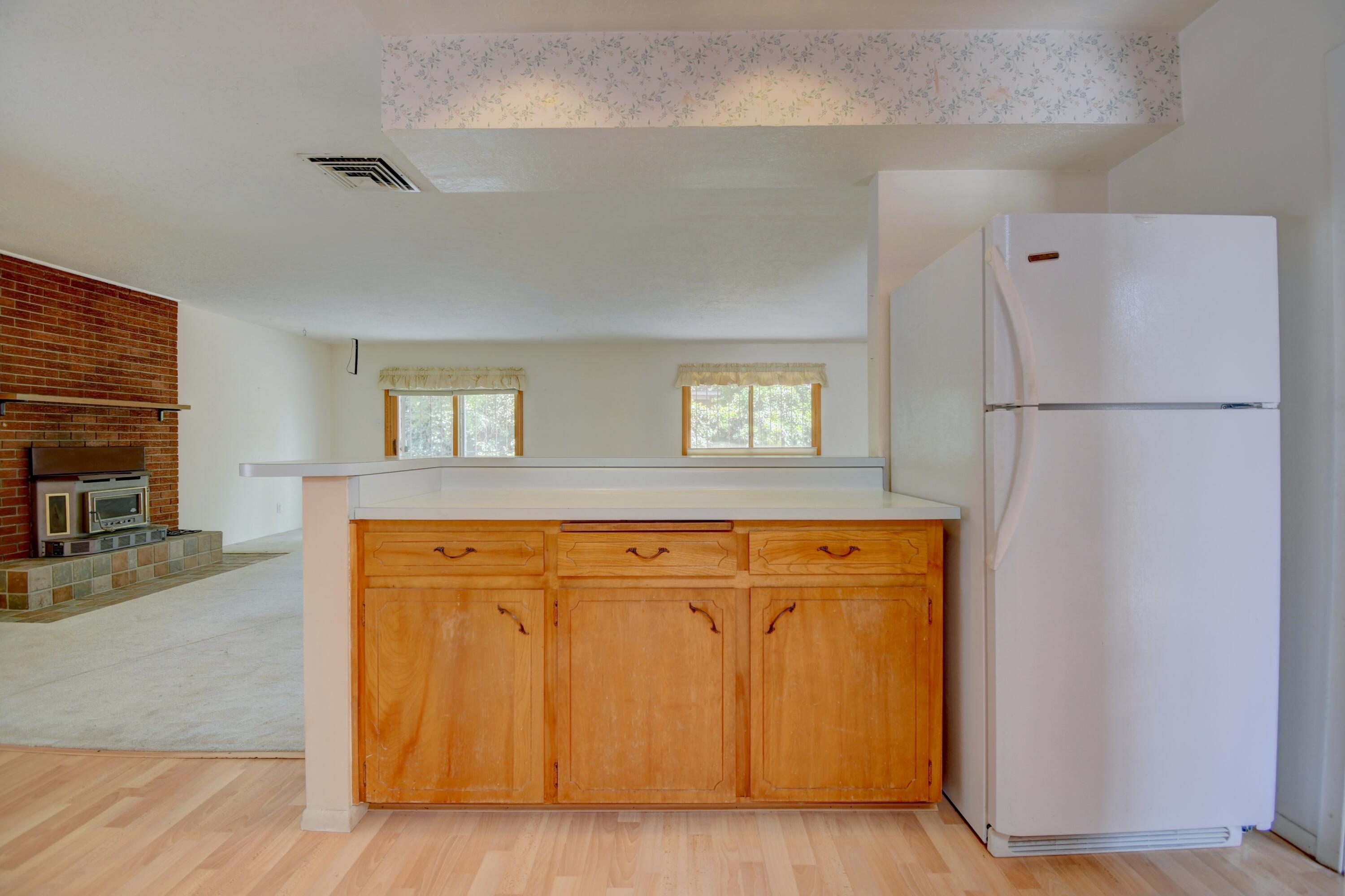 Photo 15 — 6224 Katson Avenue NE