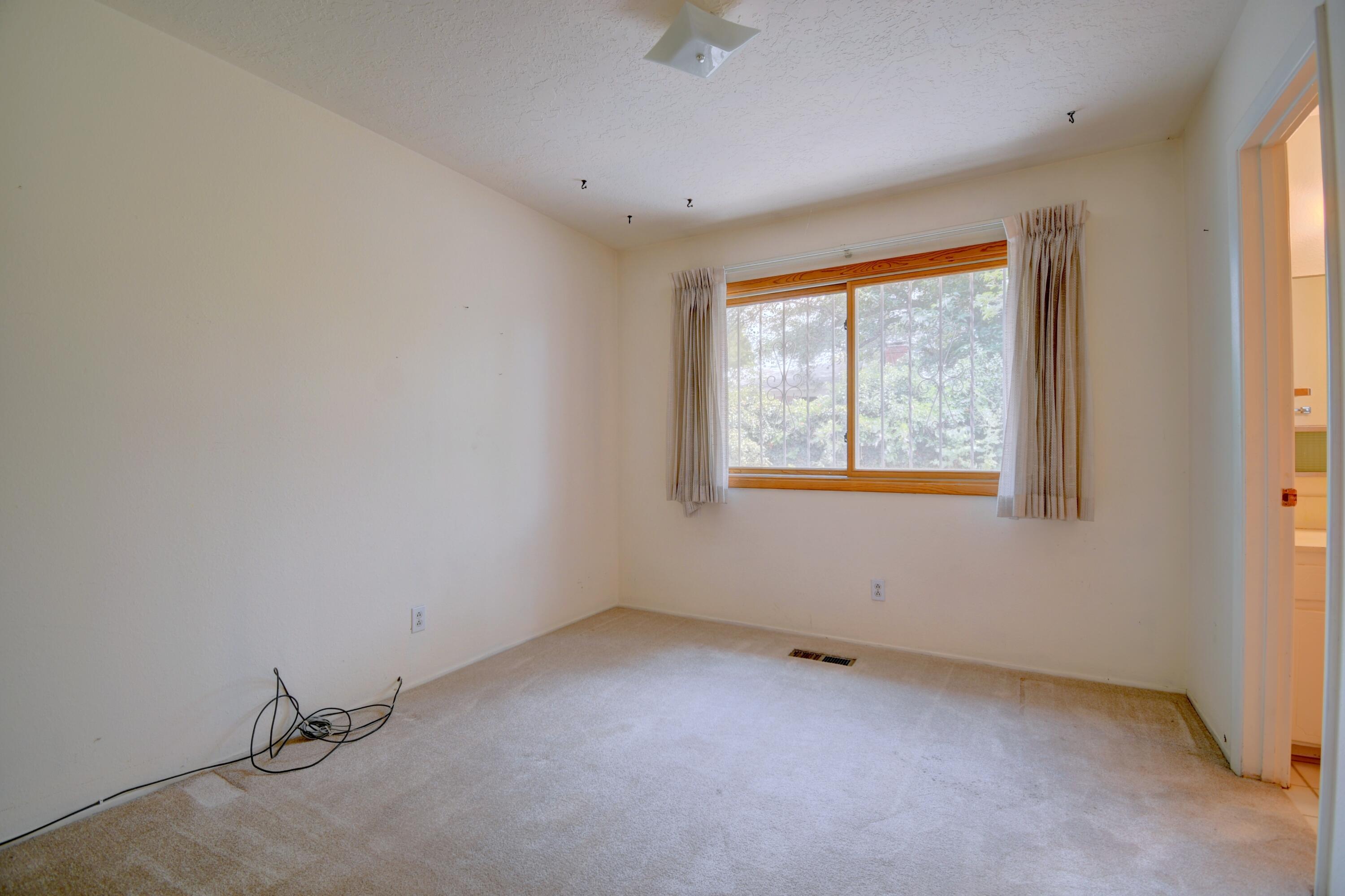 Photo 14 — 6224 Katson Avenue NE