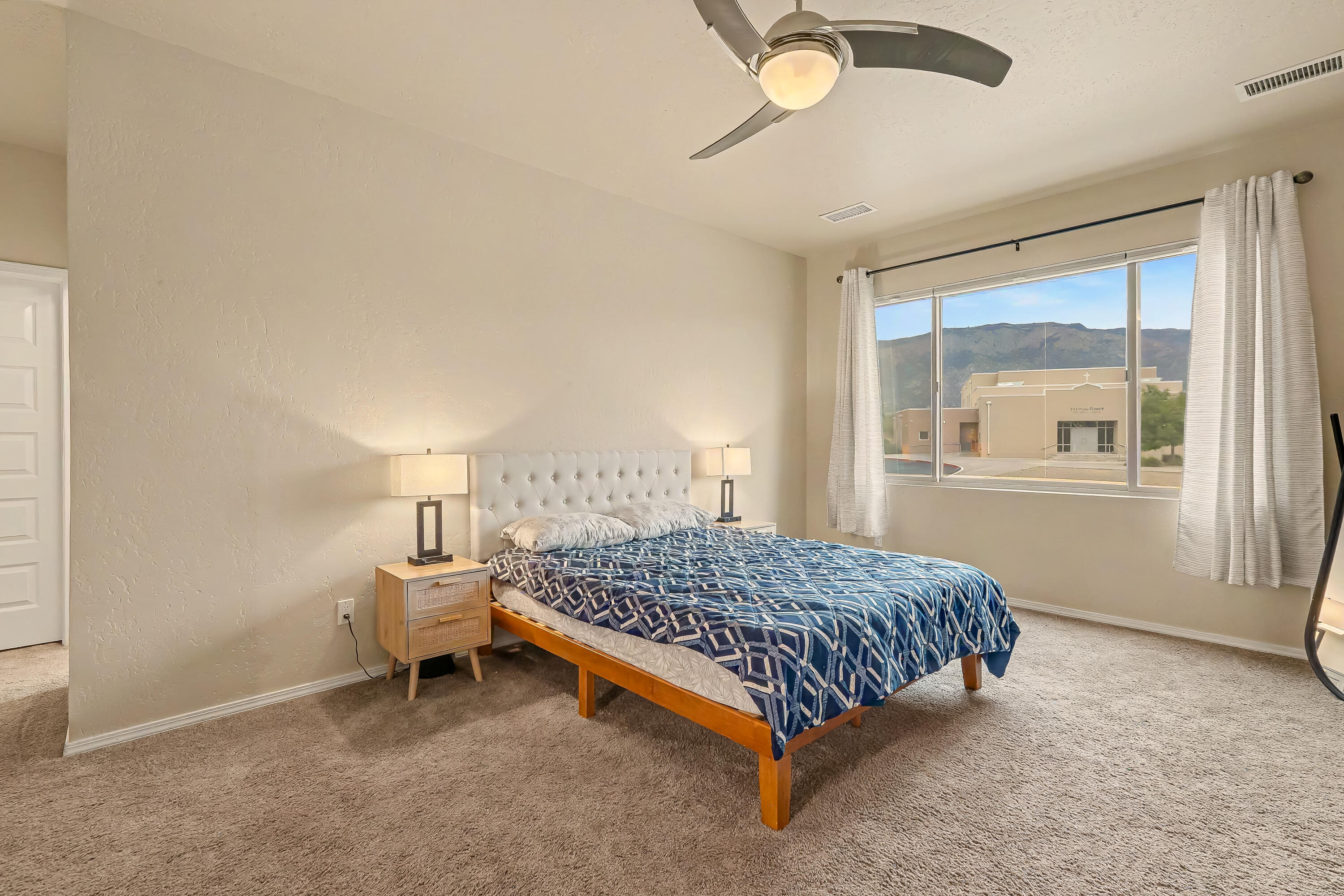 Photo 20 — 8700 Aspen Leaf Drive NE