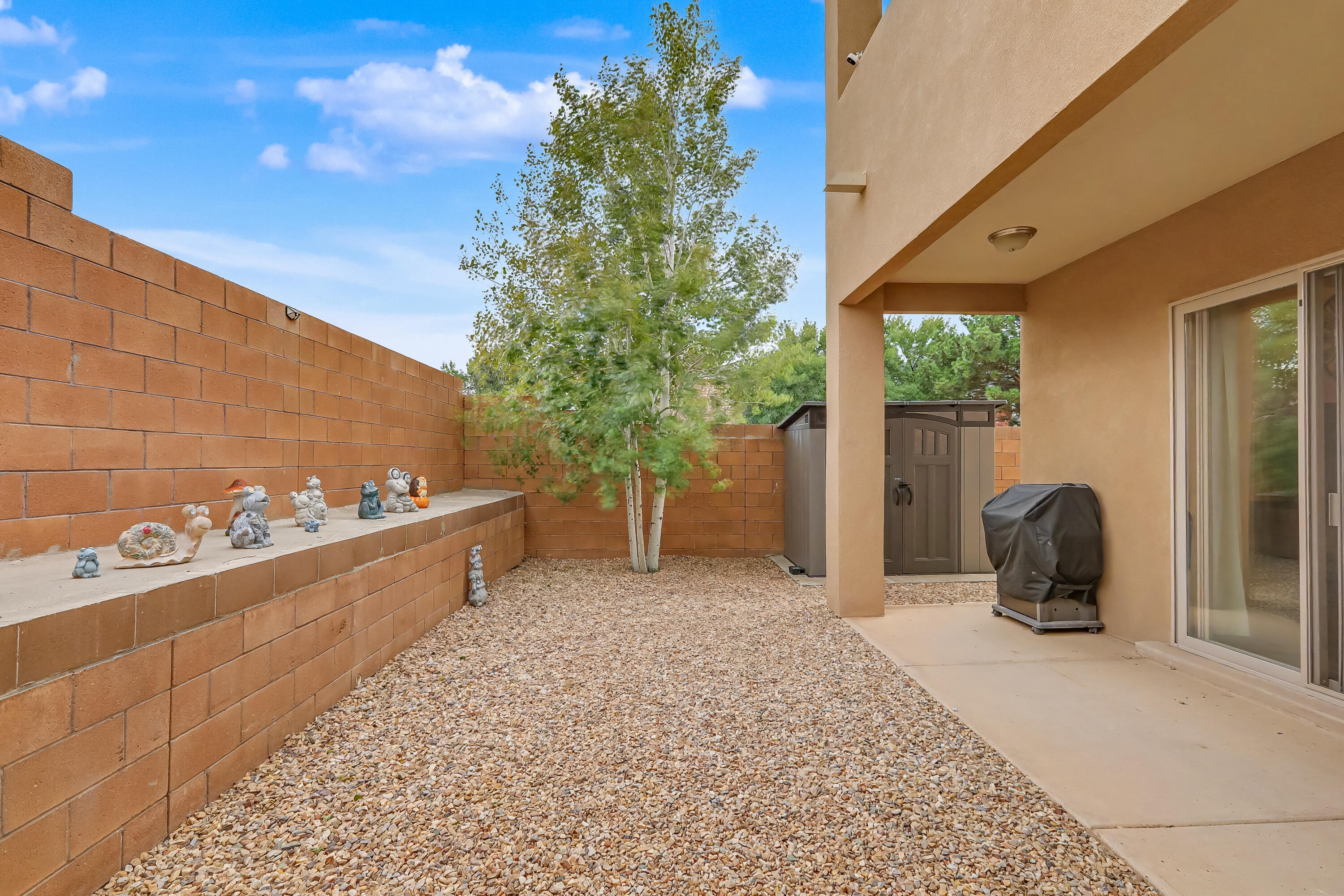 Photo 2 — 8700 Aspen Leaf Drive NE